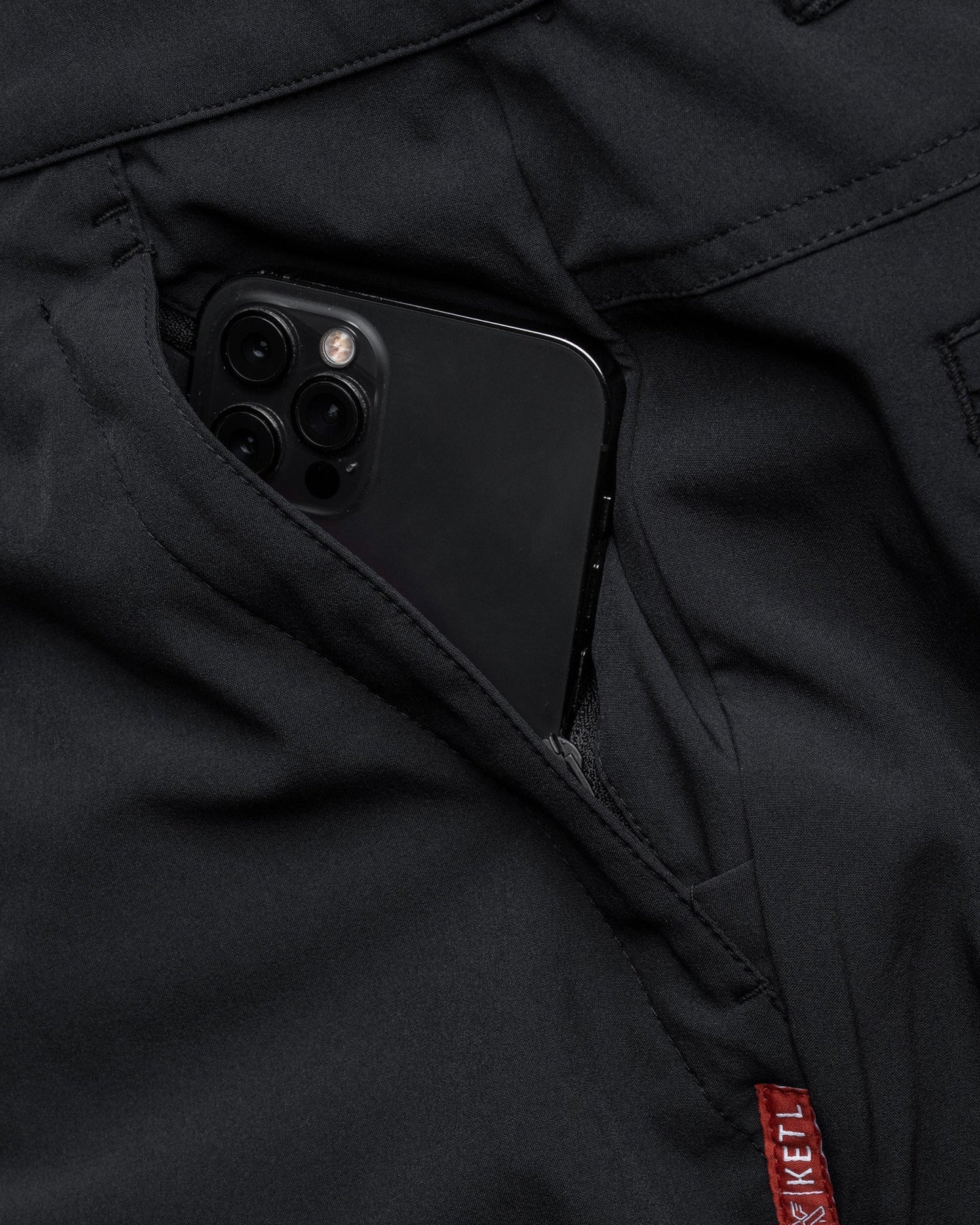 Virtue Hybrid Shorts 9"