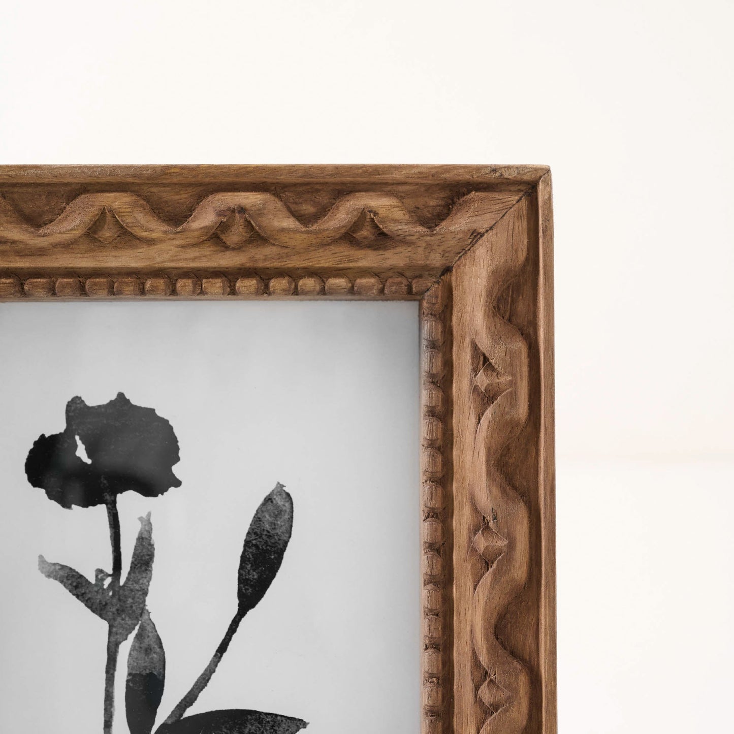 Willa Antiqued Wood Photo Frame