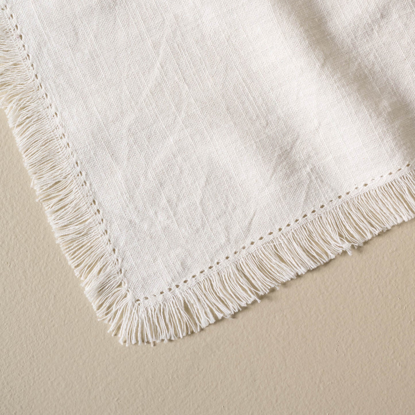 White Fringe Hem Napkin Set of Four