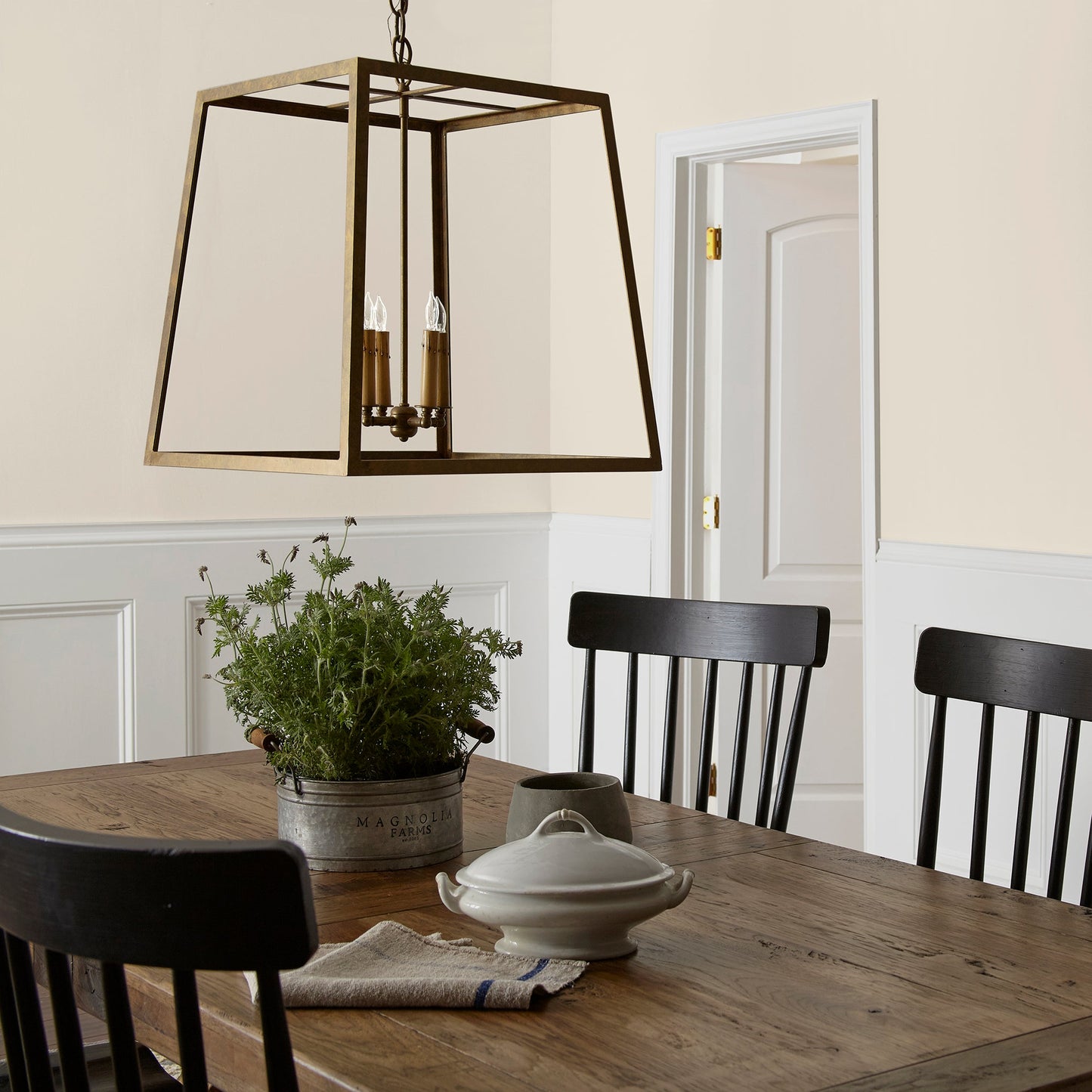 Carter Crème - Premium Interior Paint