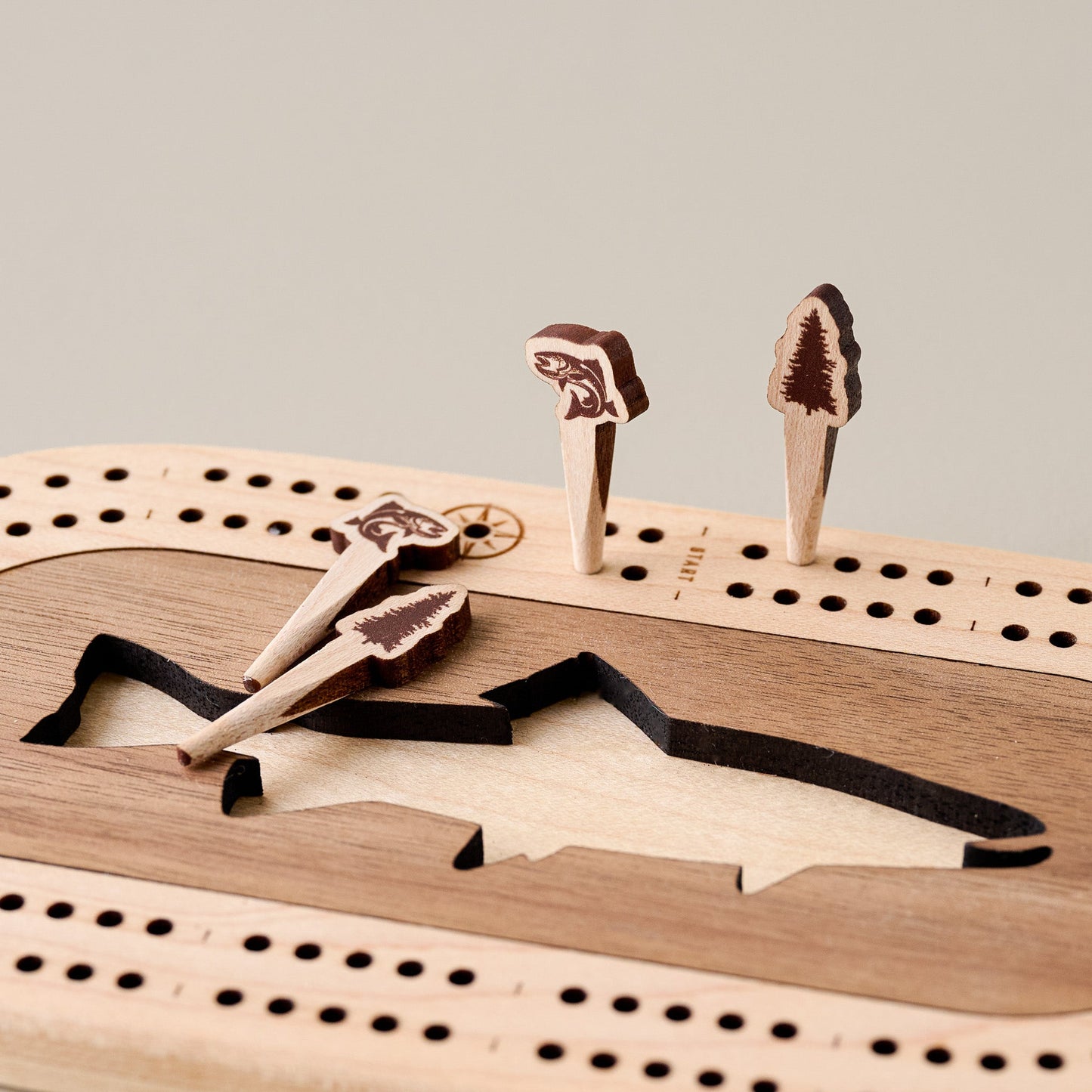 Wildlife Mini Travel Cribbage Board