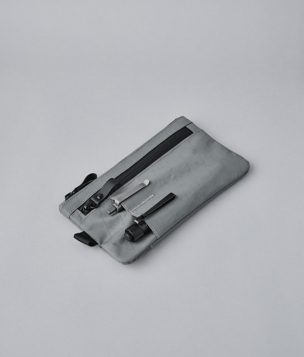 Zip Clutch