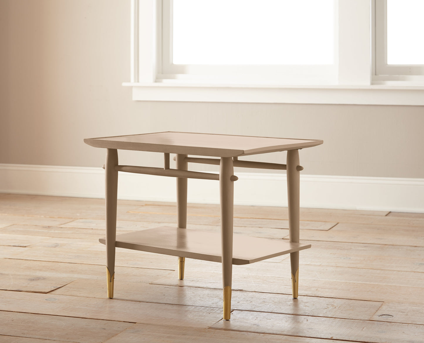 Vintage Crown - Chalk Style Paint