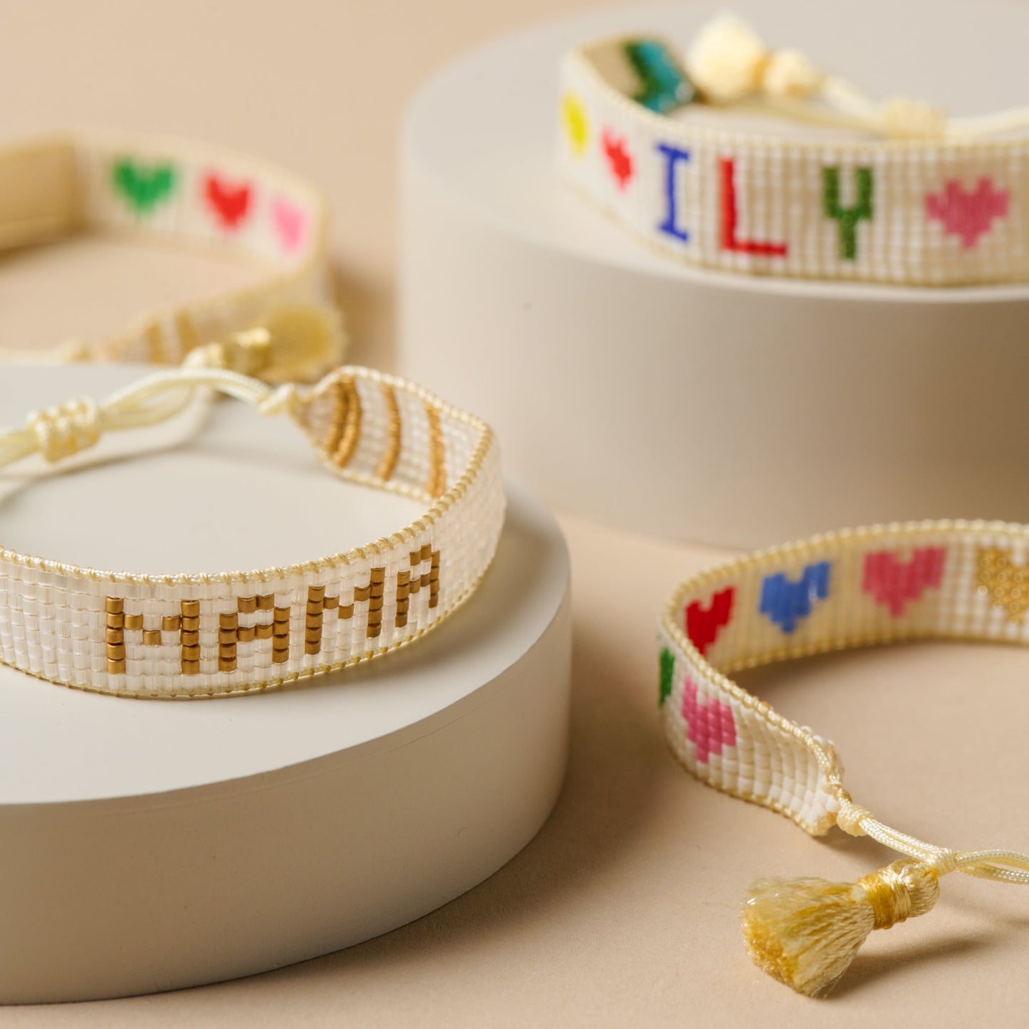 White & Gold Mama Beaded Bracelet