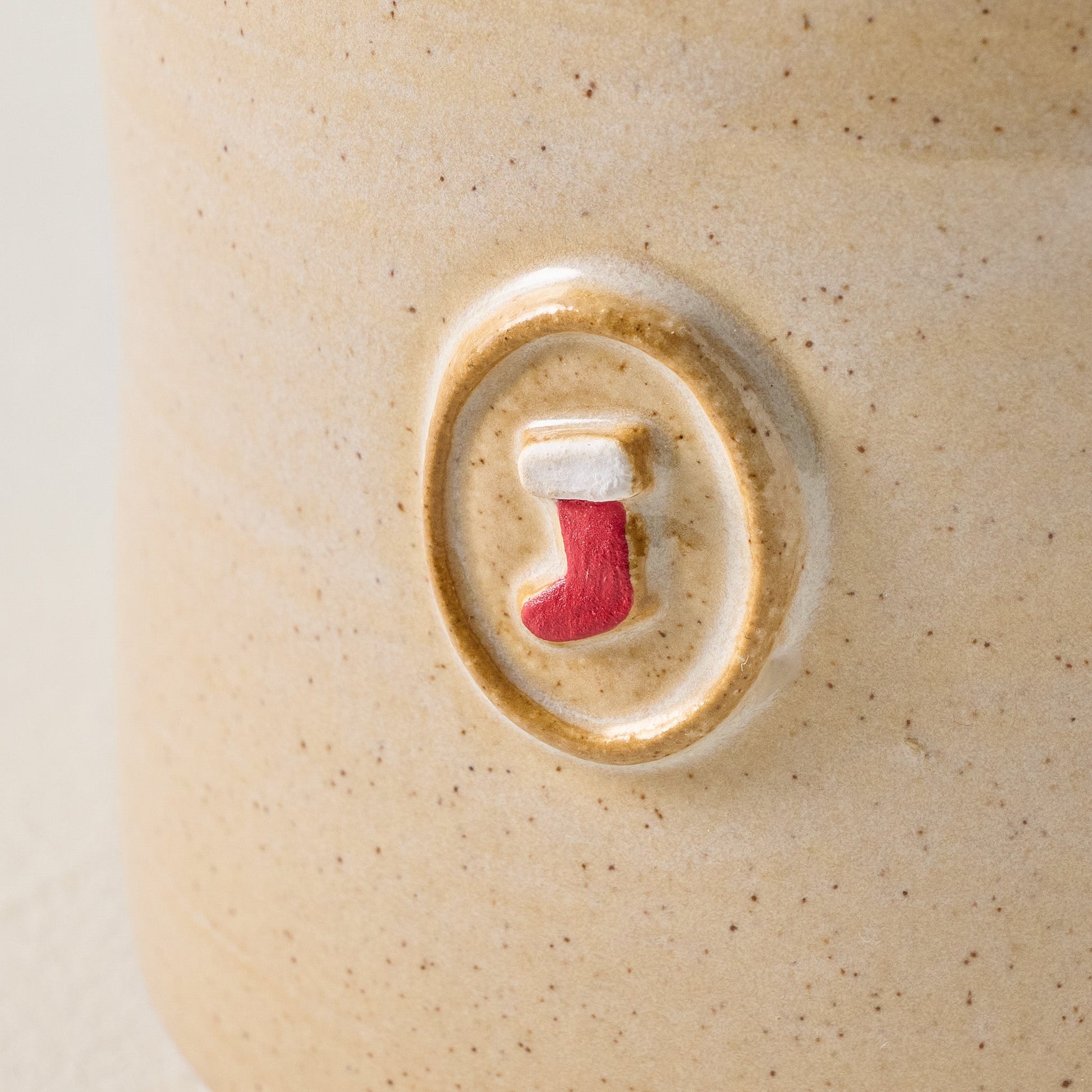 Black Oak Artisan Stocking Beige Mug