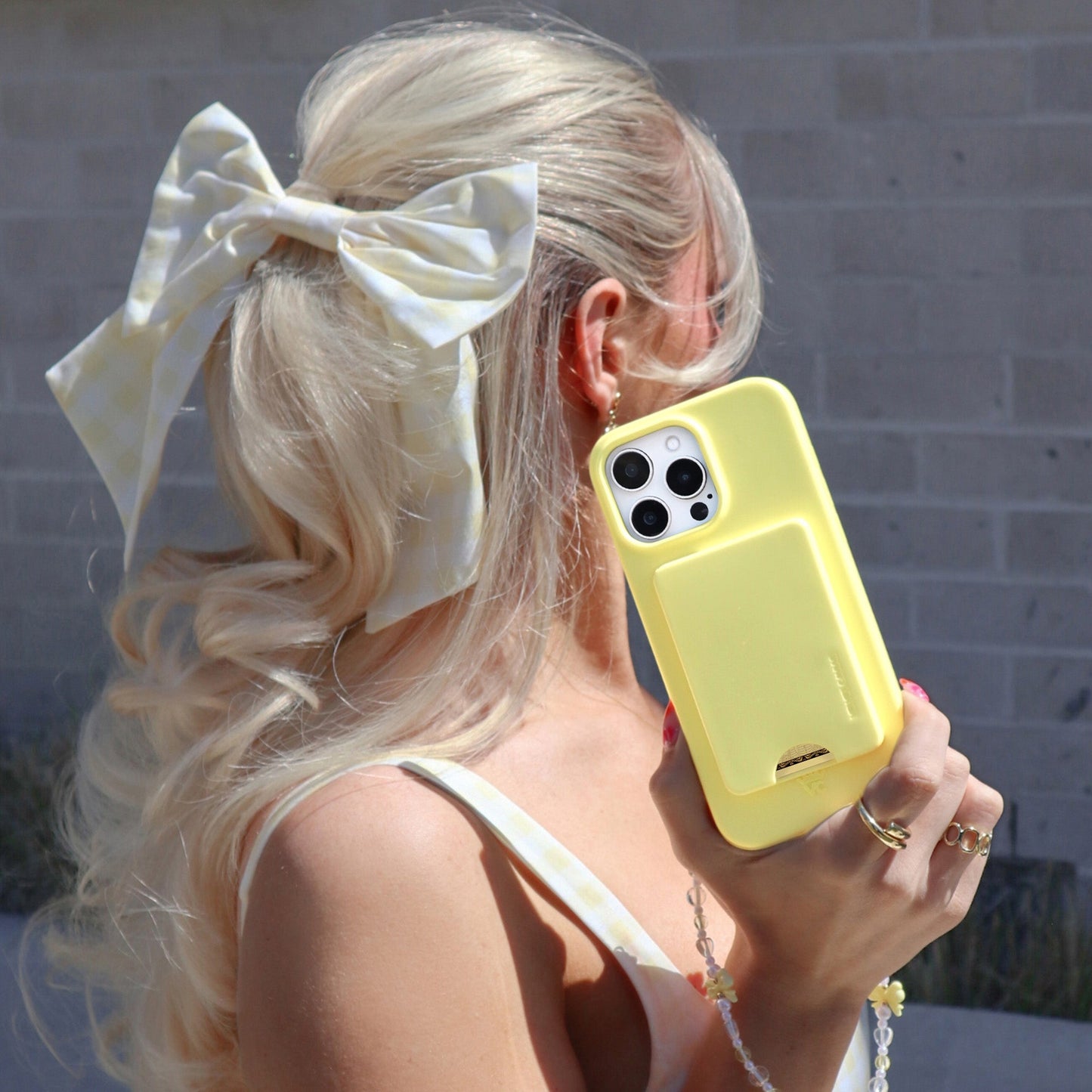 Butter Yellow MagSafe Wallet