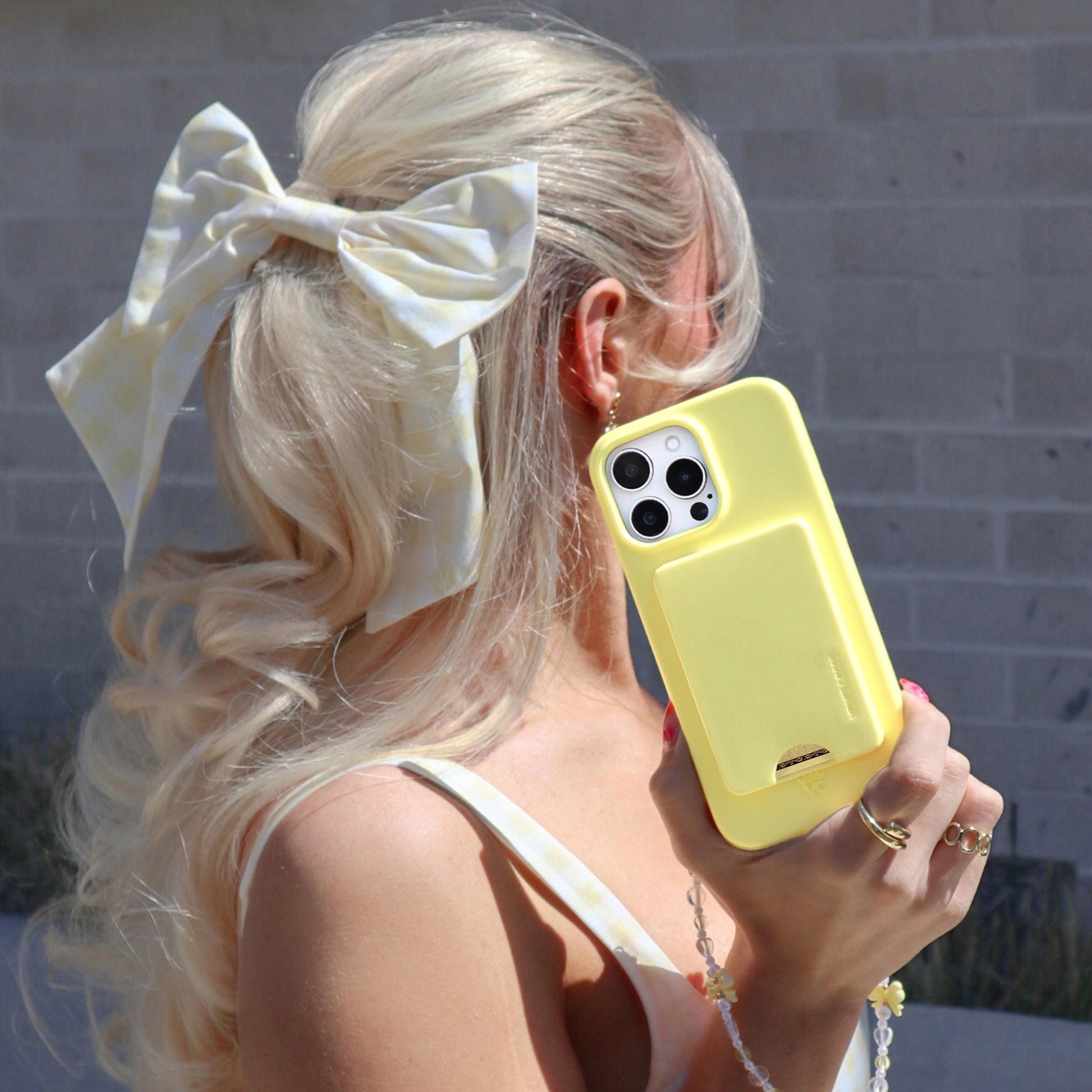 Butter Yellow MagSafe Wallet