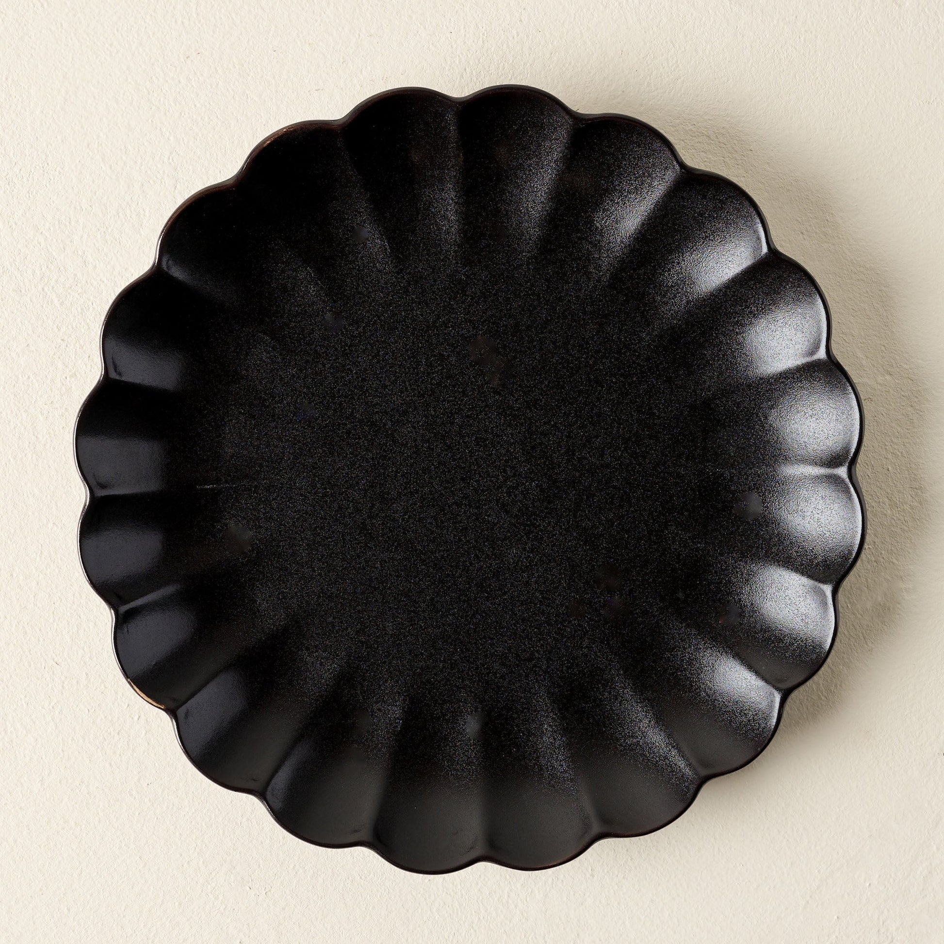 Black Scalloped Plate