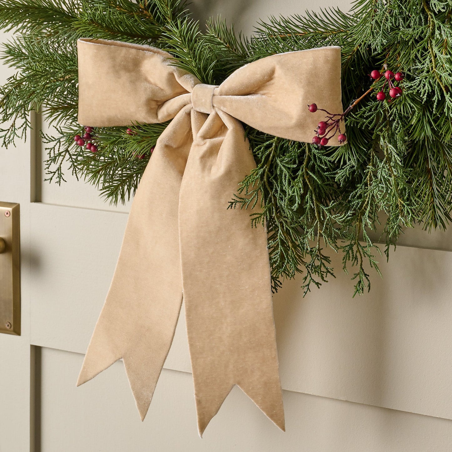 Bountiful Bow Tree Topper