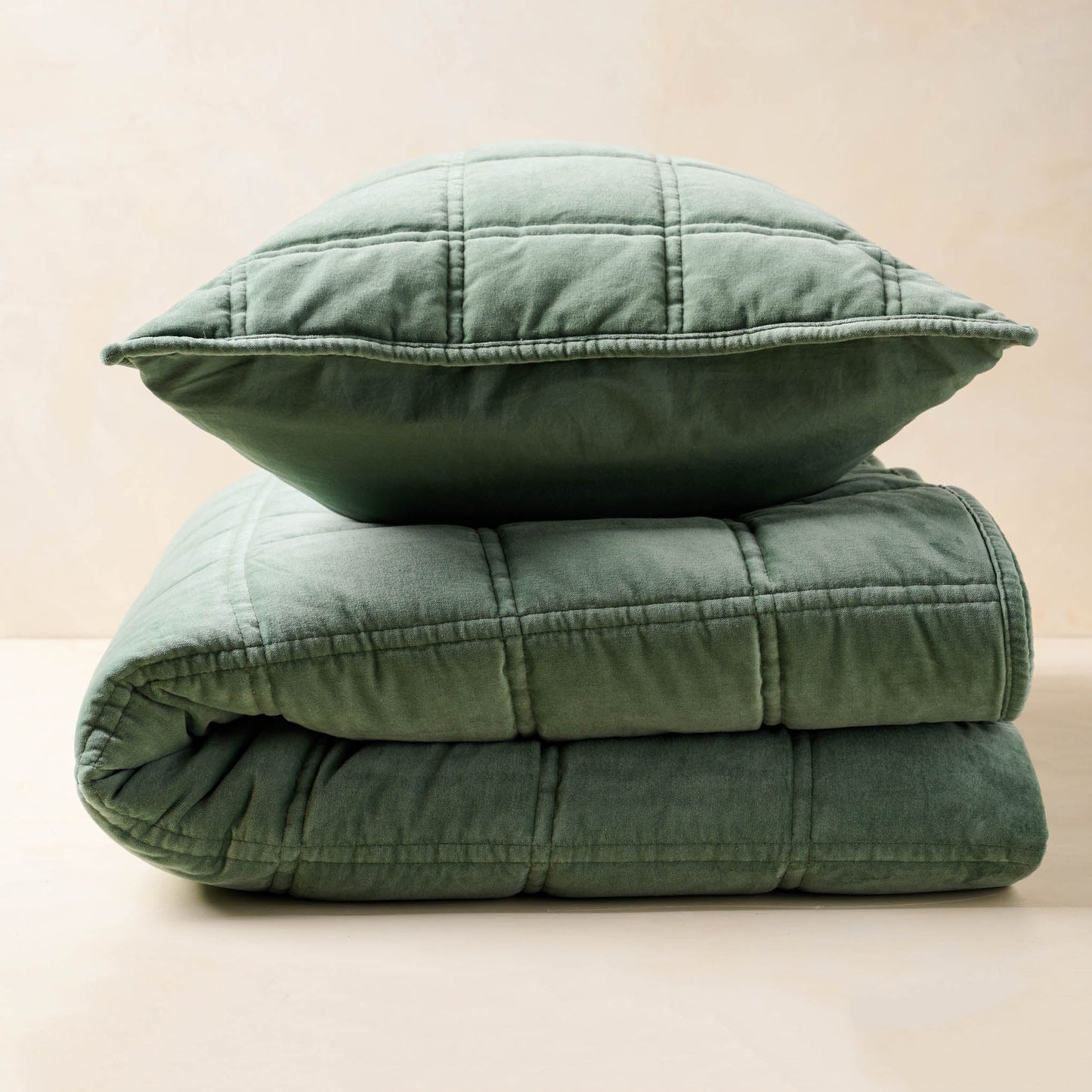 Weekend Velvet Quilt - Dusty Green