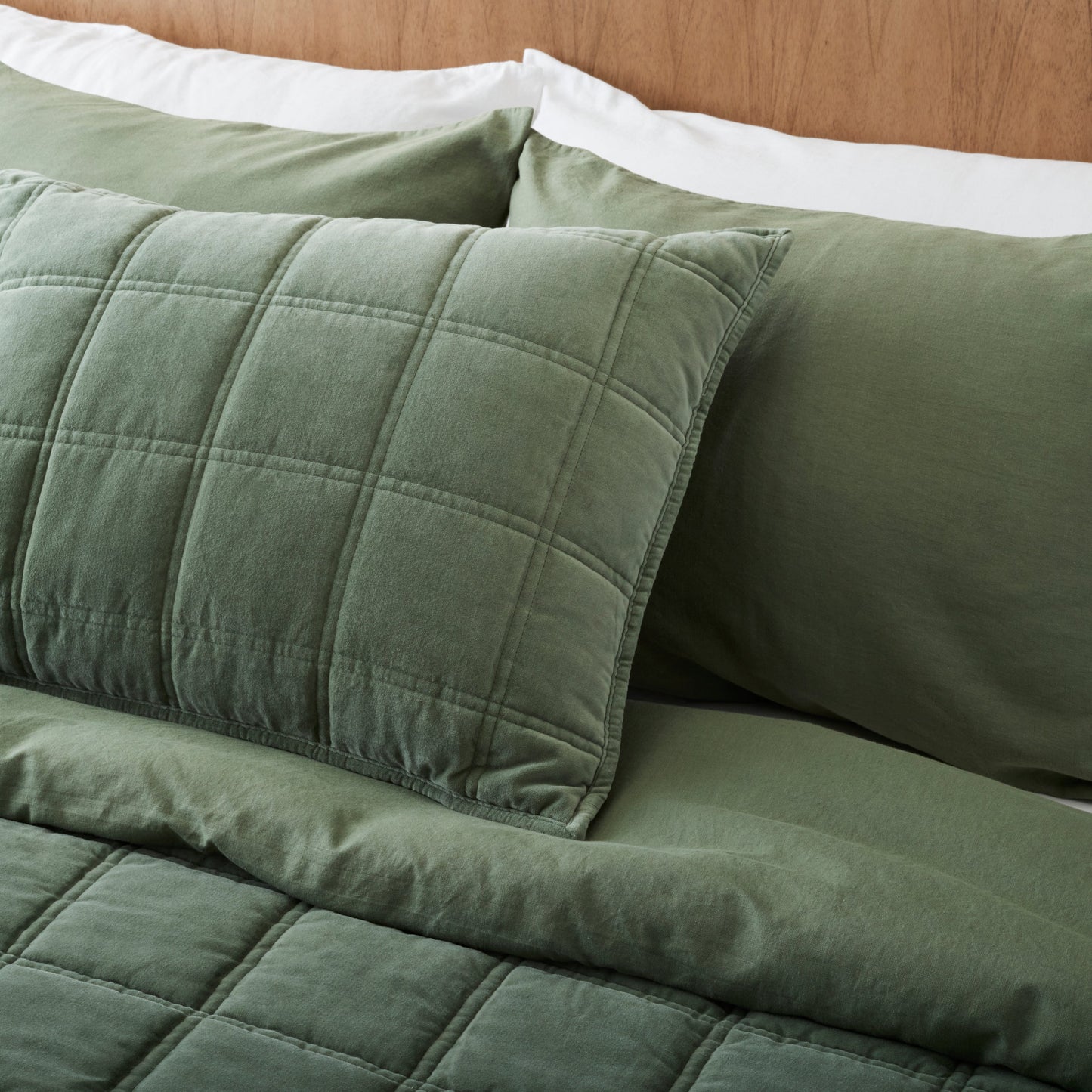 Weekend Velvet Quilt - Dusty Green