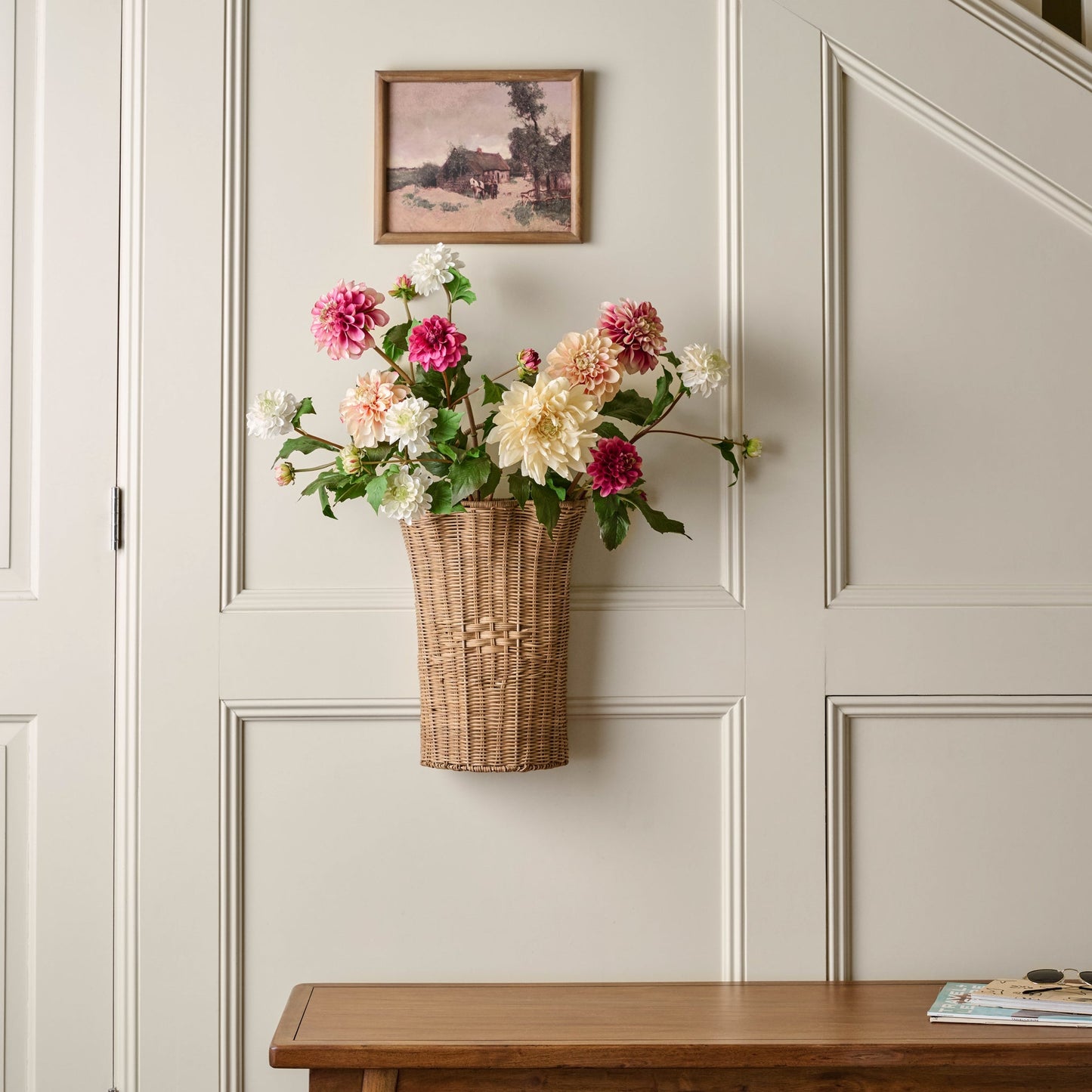 Woven Scalloped Wall Basket
