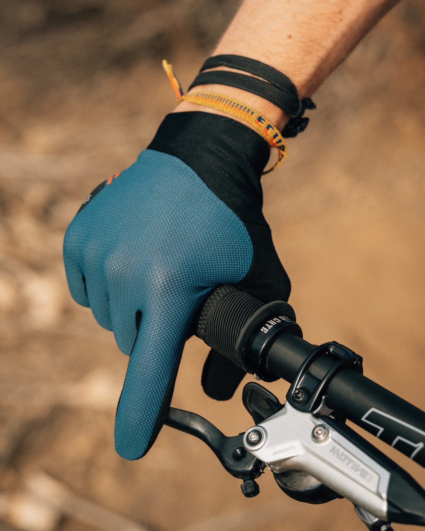 Vent Touch MTB Glove