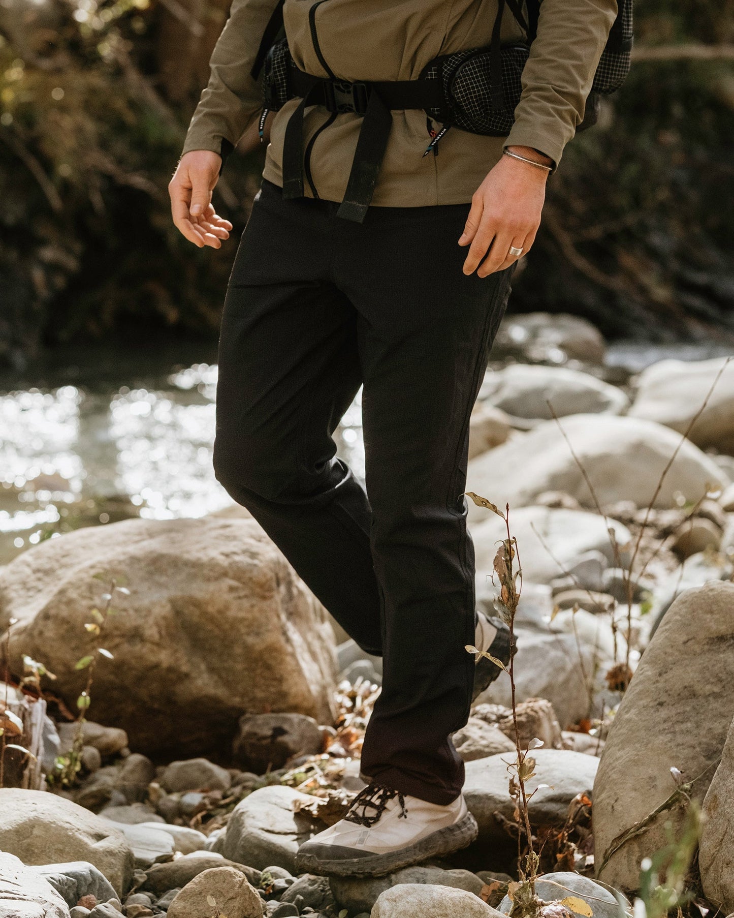 Vent Lightweight Active Pants (Straight Fit)