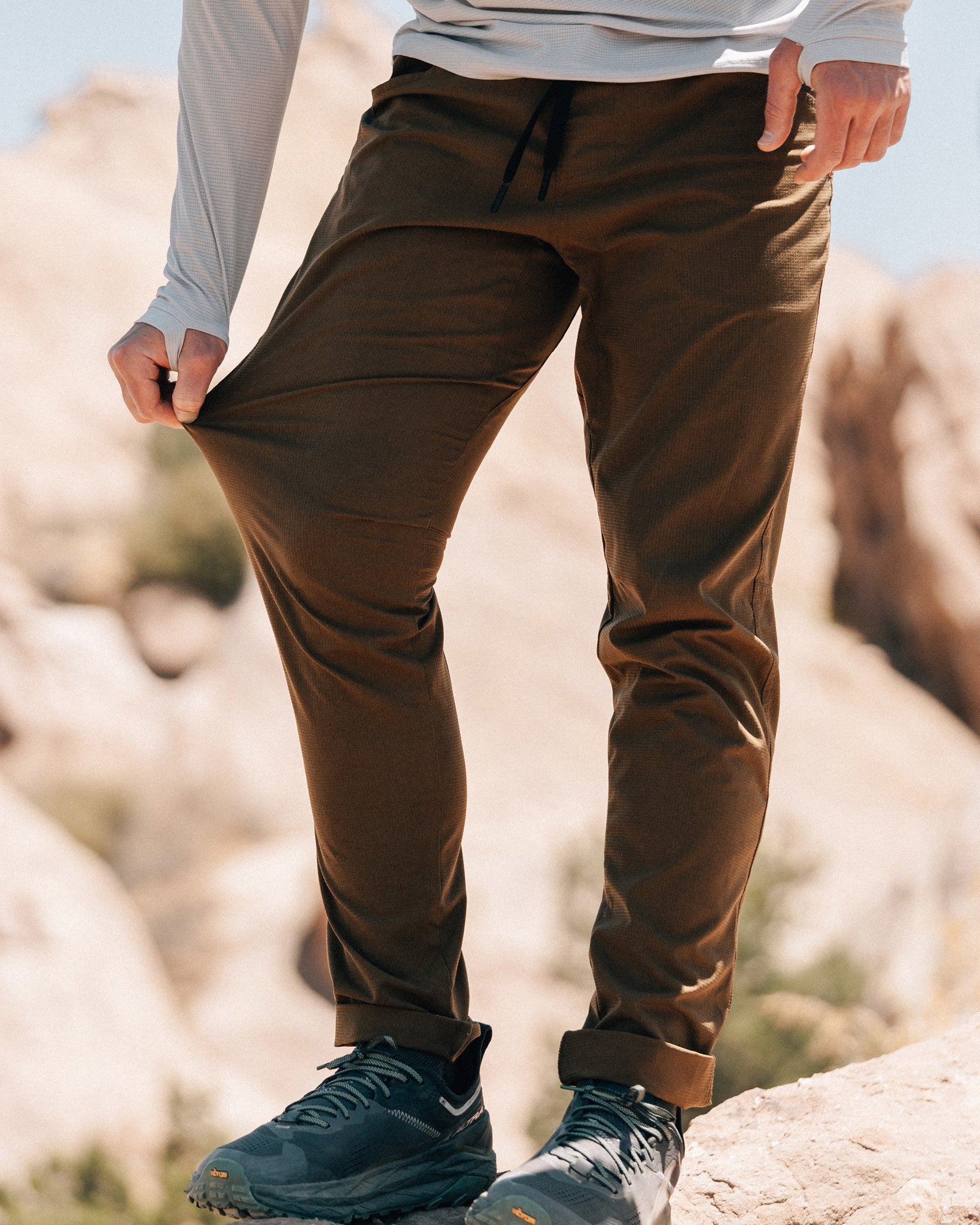Vent Lightweight Active Pants (Slim Fit)