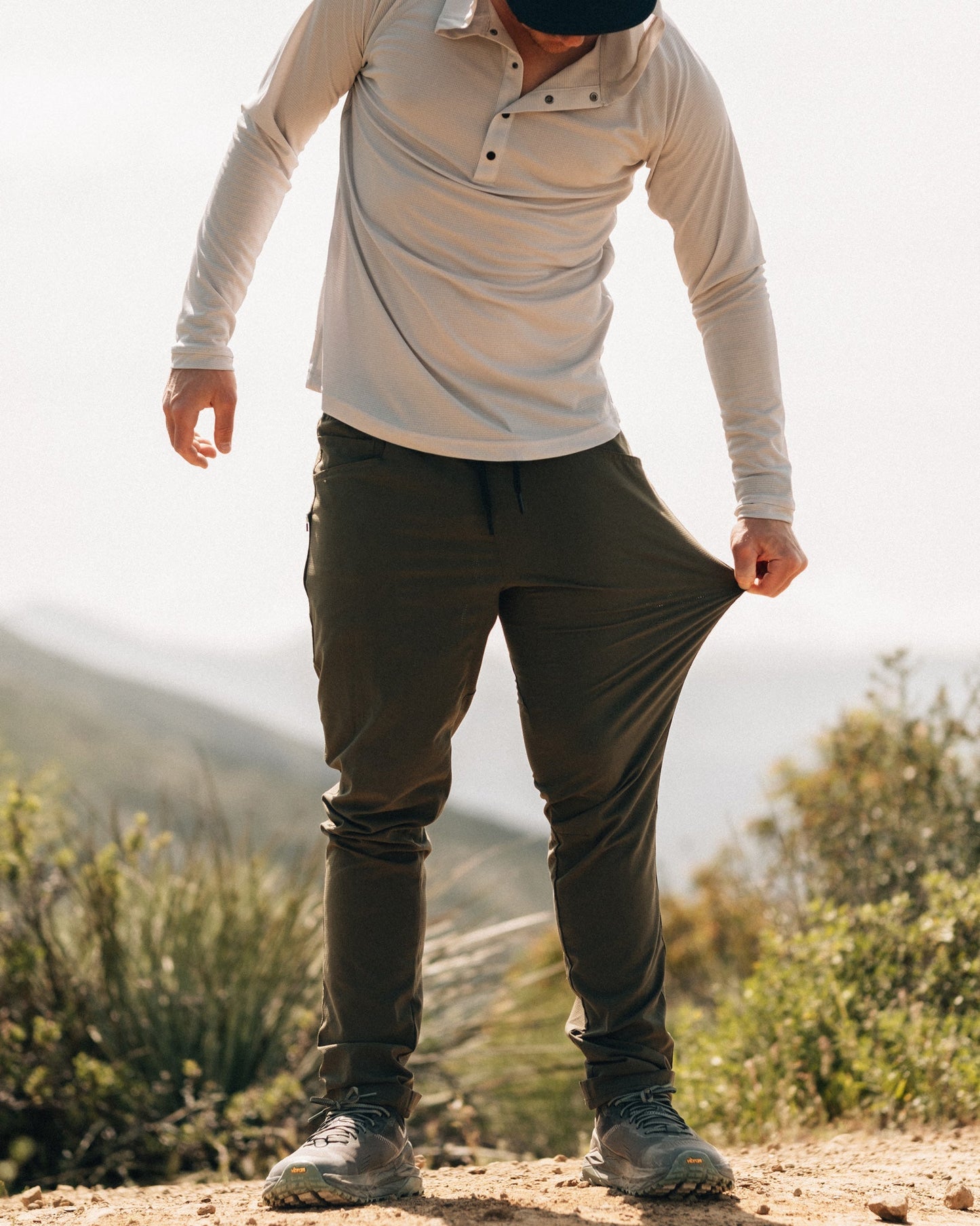 Vent Lightweight Active Pants (Slim Fit)