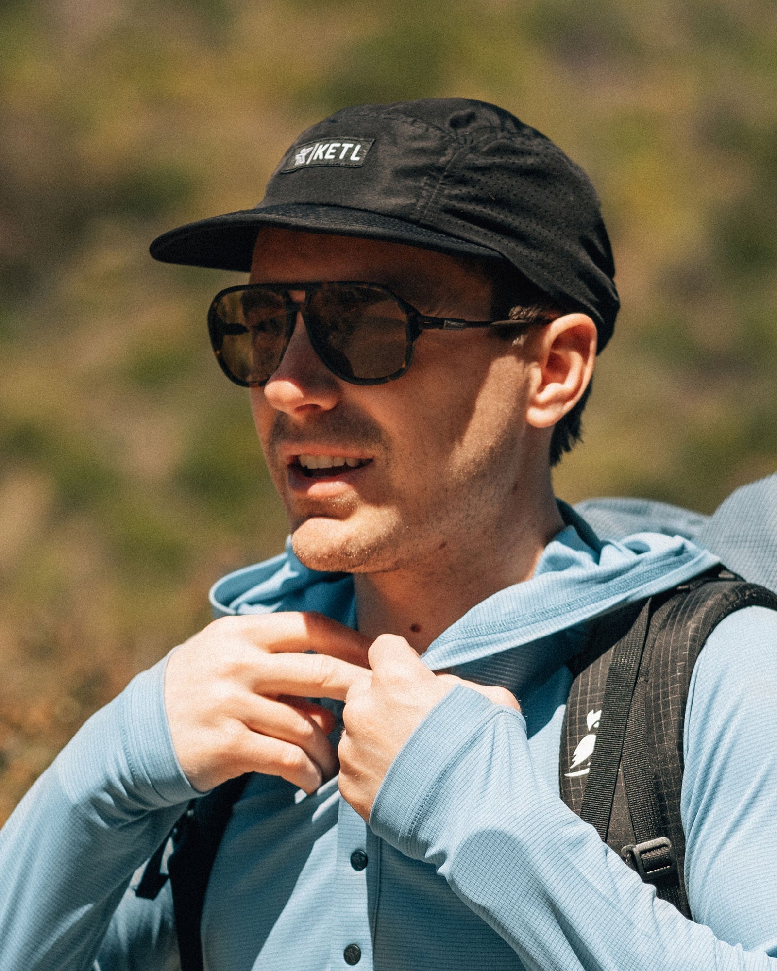 Venture Air 5 Panel Lightweight Hat