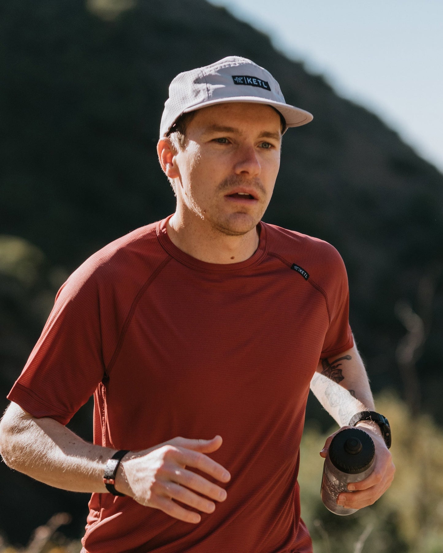 Venture Air 5 Panel Lightweight Hat