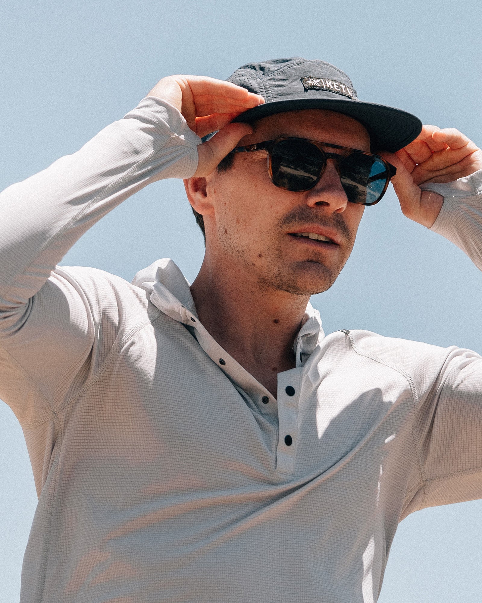 Venture Air 5 Panel Lightweight Hat