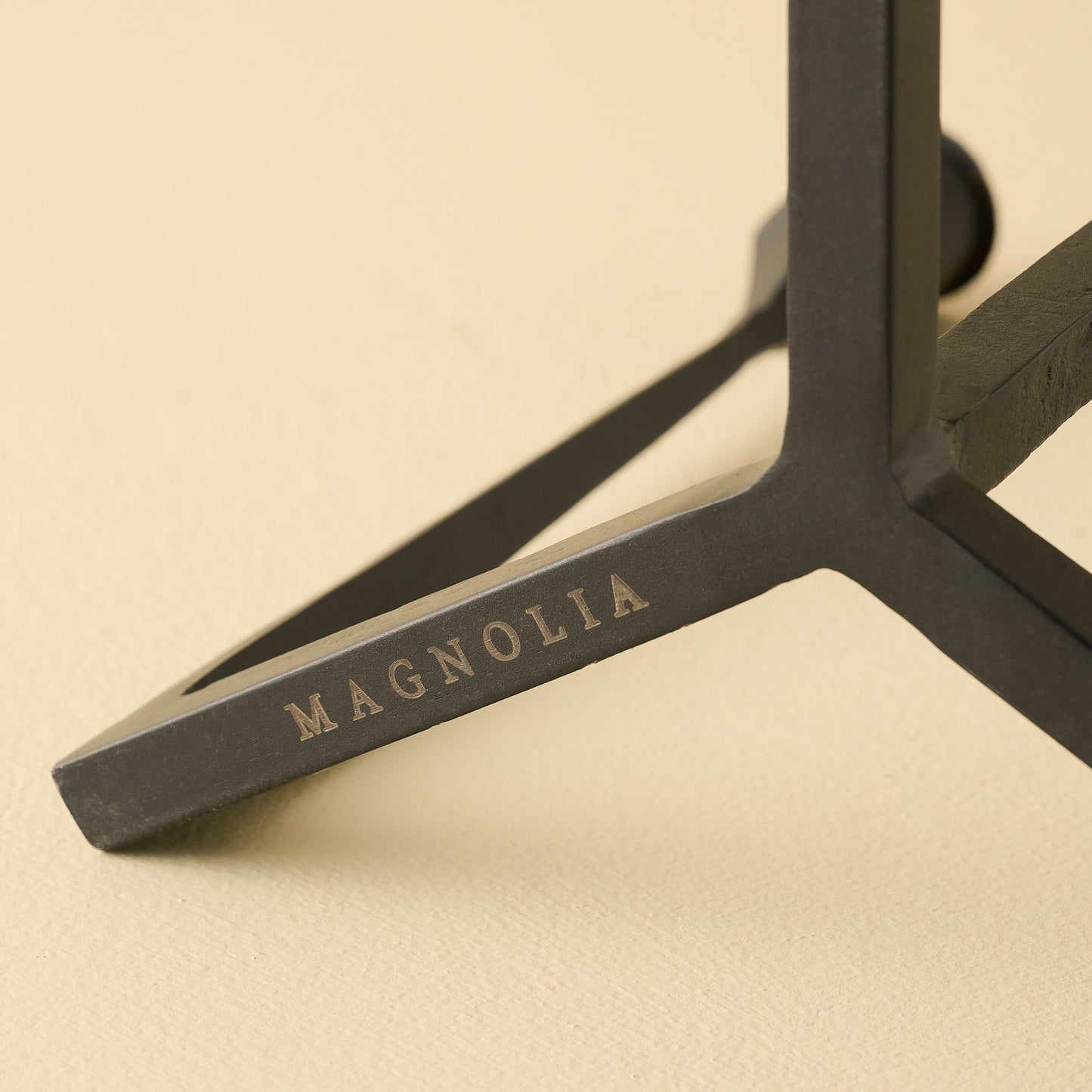 Black Gatecrest Multi Taper Holder