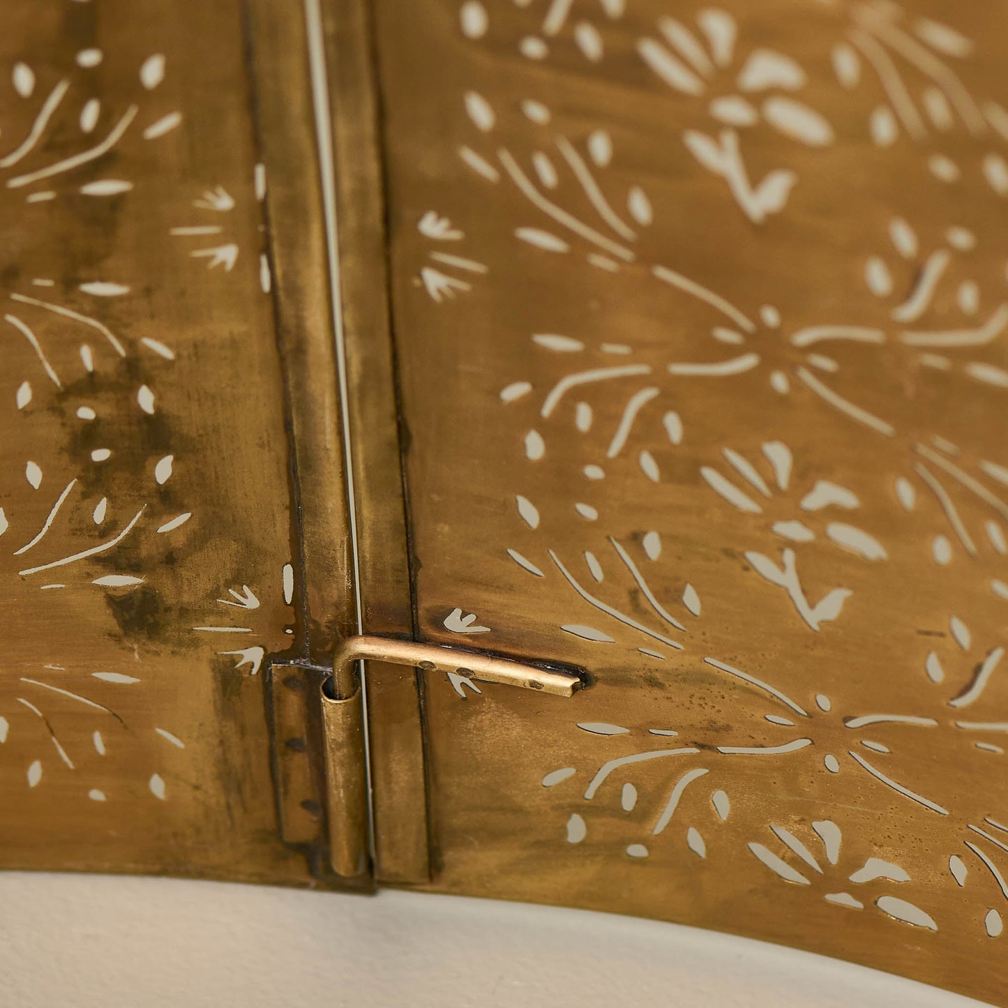 Antique Brass Finish Tree Collar