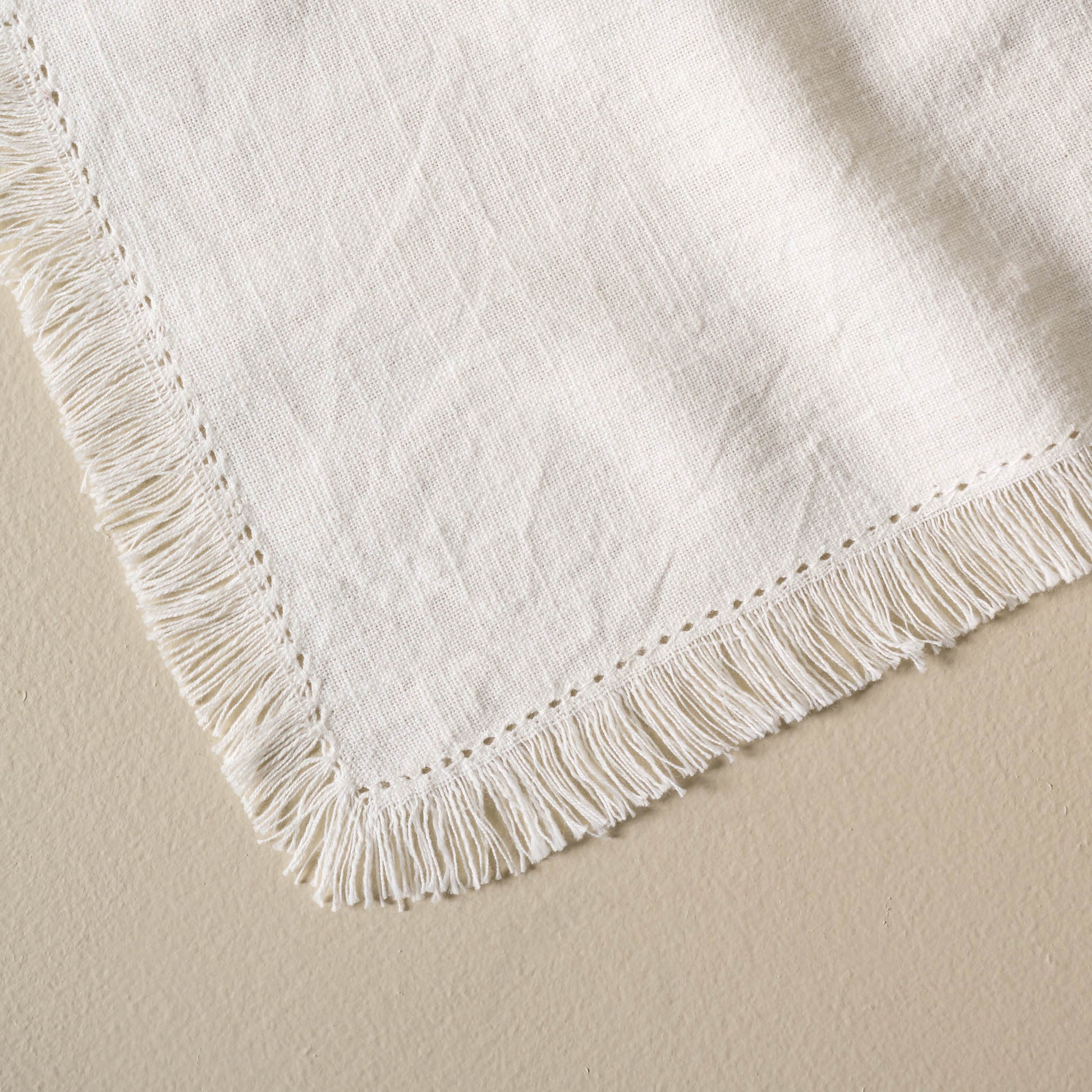 White Fringe Hem Napkin Set of Four
