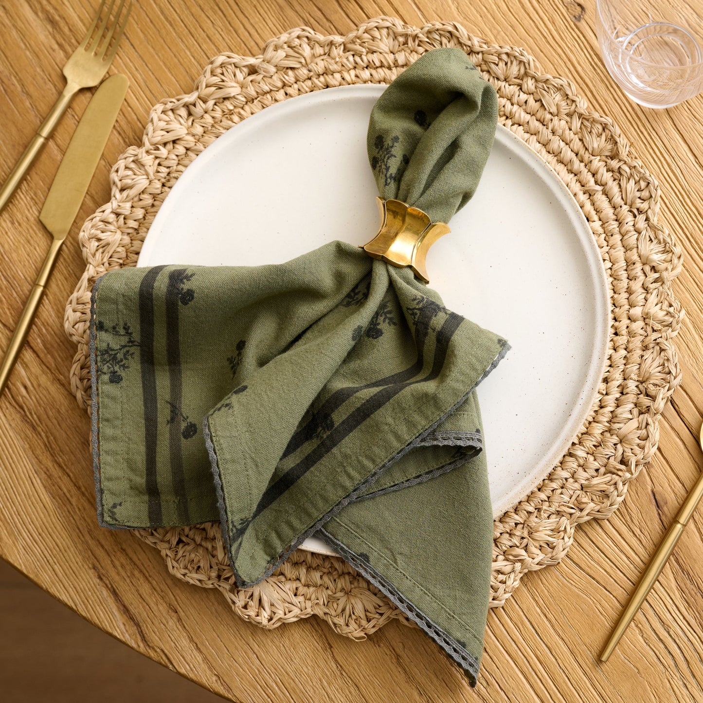 Antique Brass Ruffle Napkin Ring Set of Four