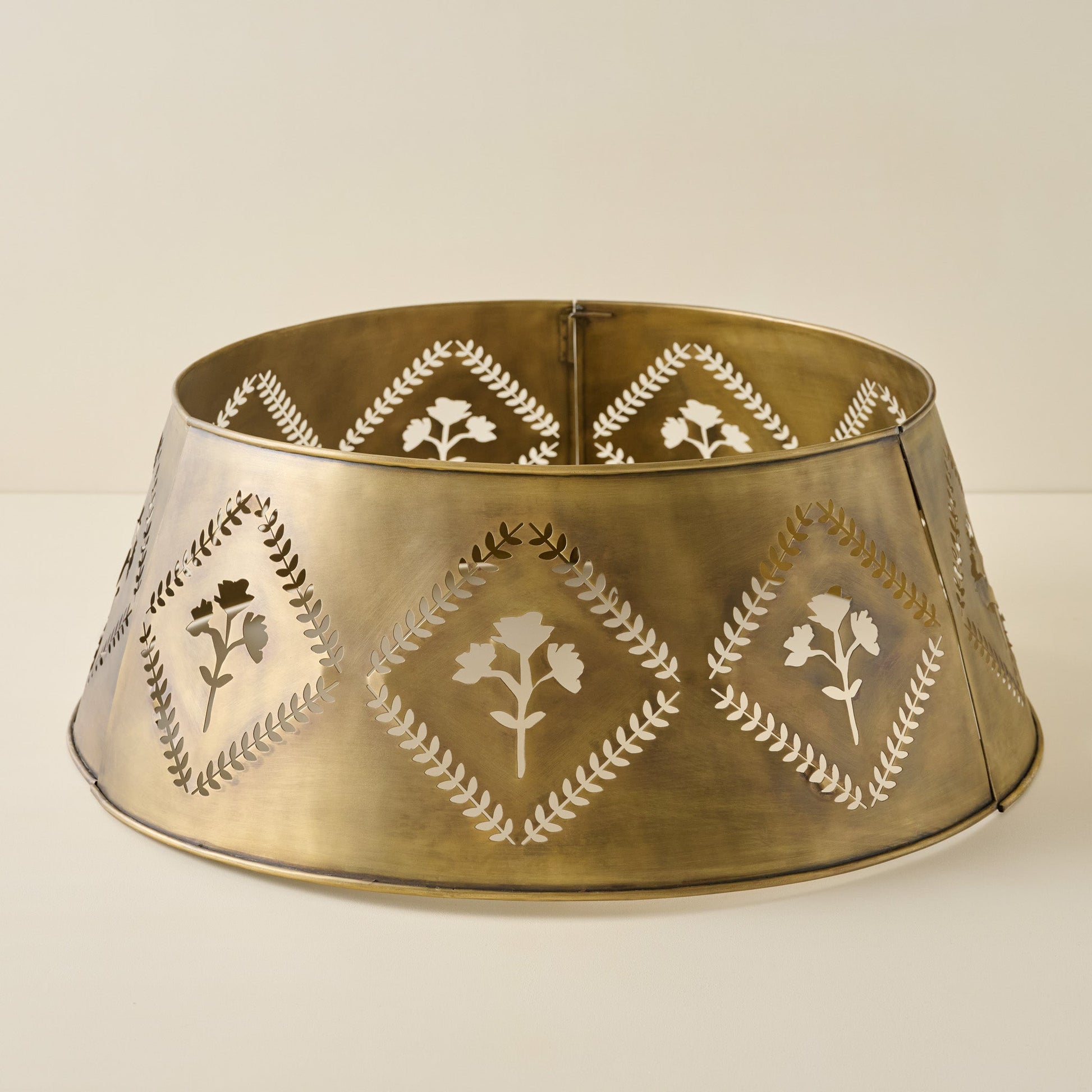 Antique Brass Floral Tree Collar