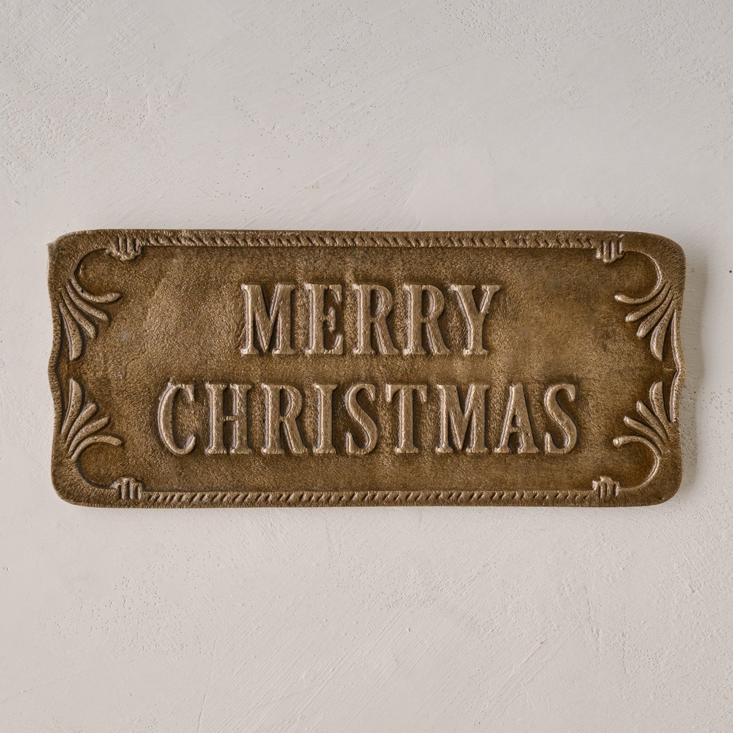 Antique-Inspired Merry Christmas Plaque