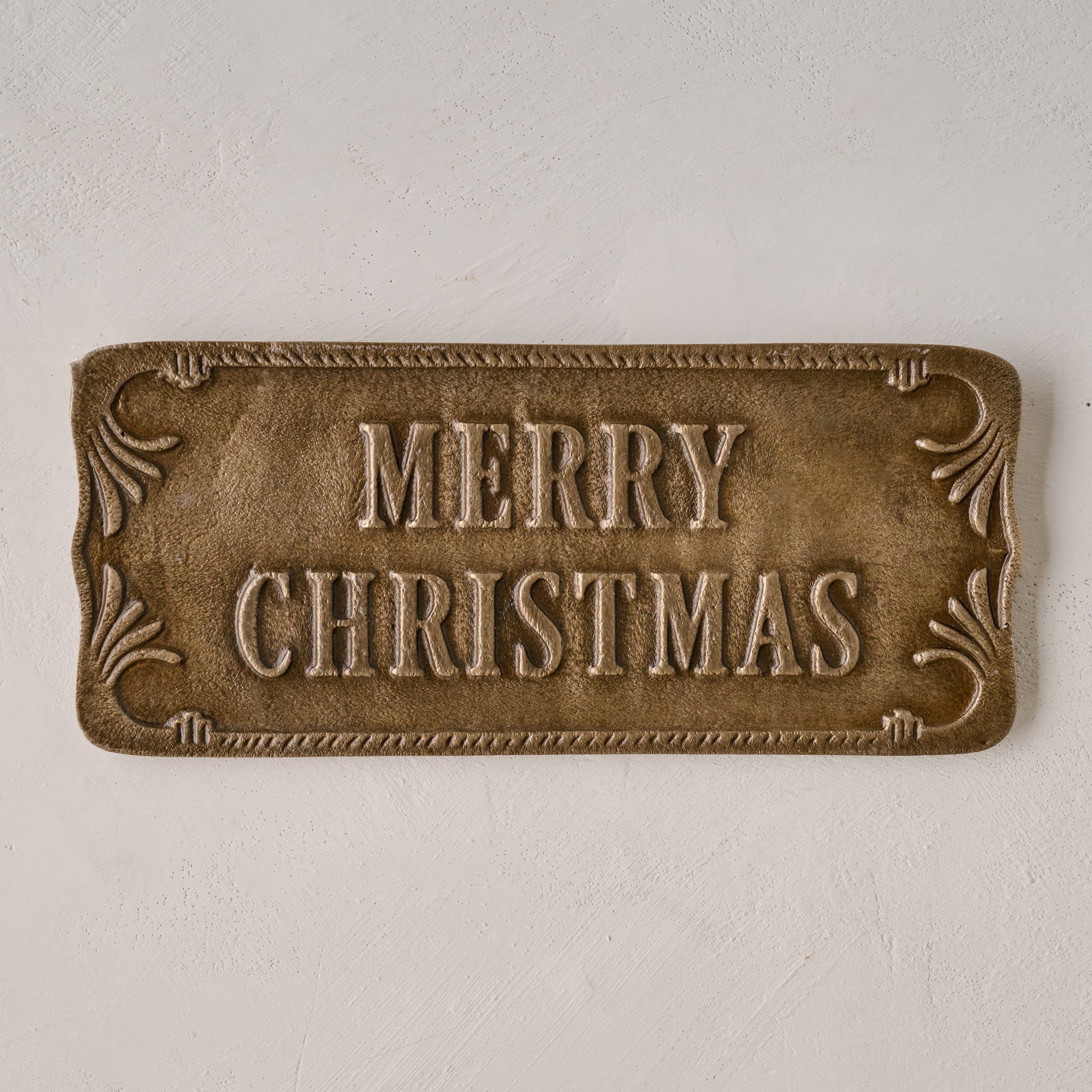 Antique-Inspired Merry Christmas Plaque
