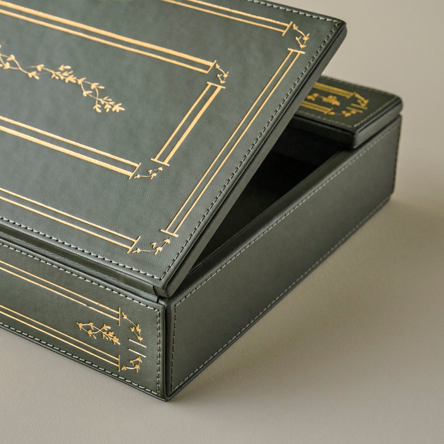 Vintage-Inspired Memory Box