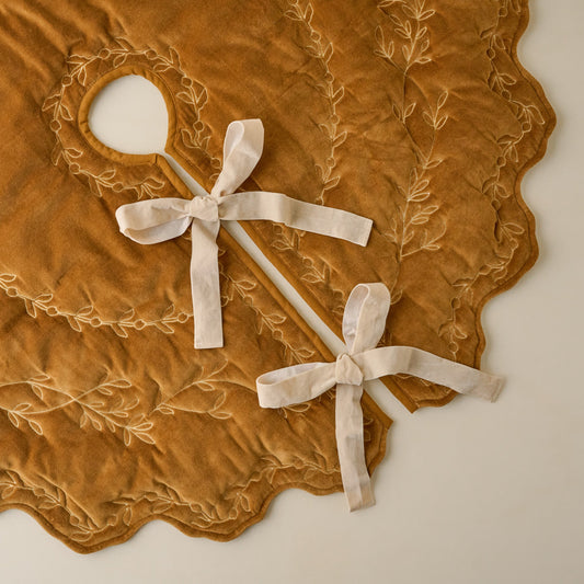 Amber Embroidered Velvet Tree Skirt