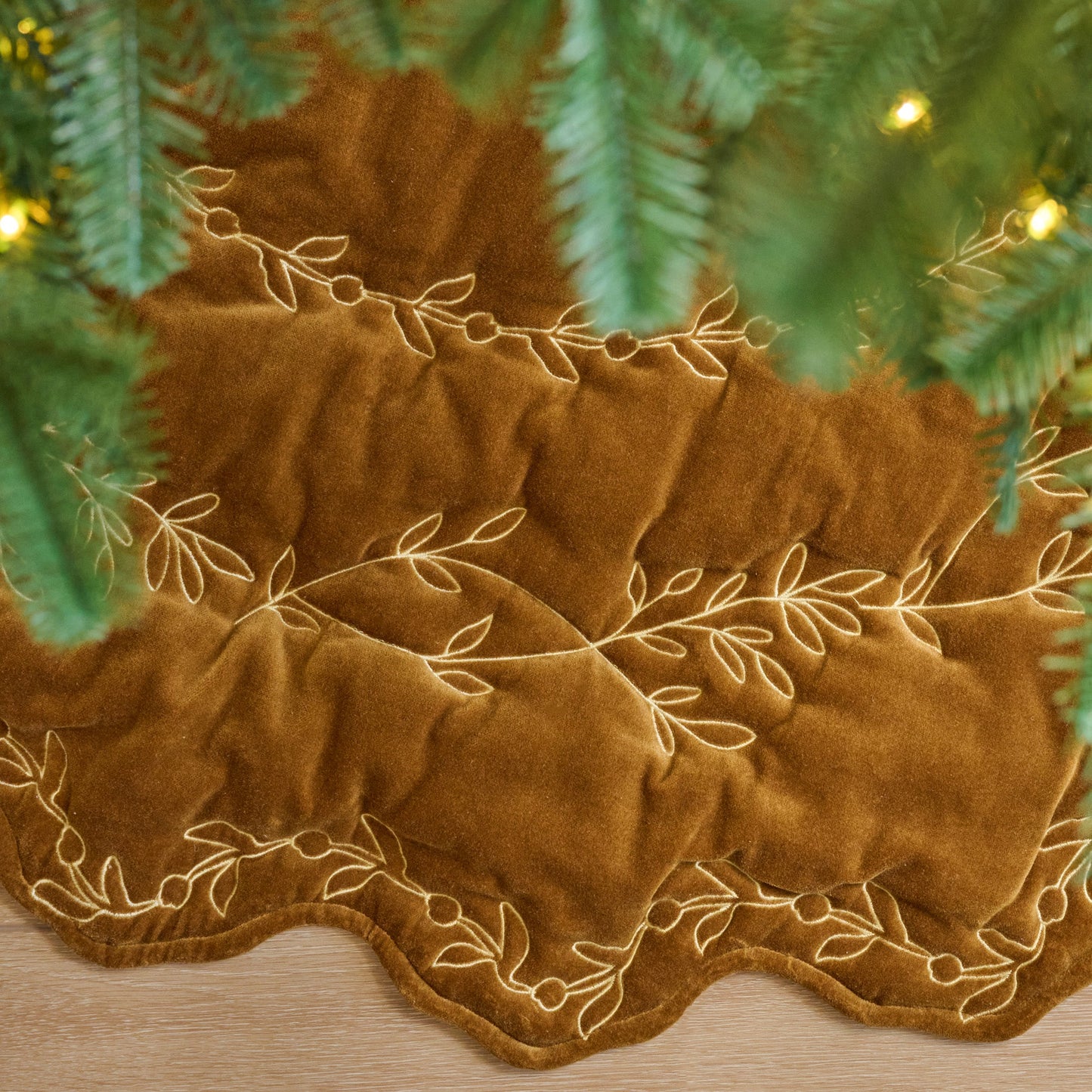 Amber Embroidered Velvet Tree Skirt