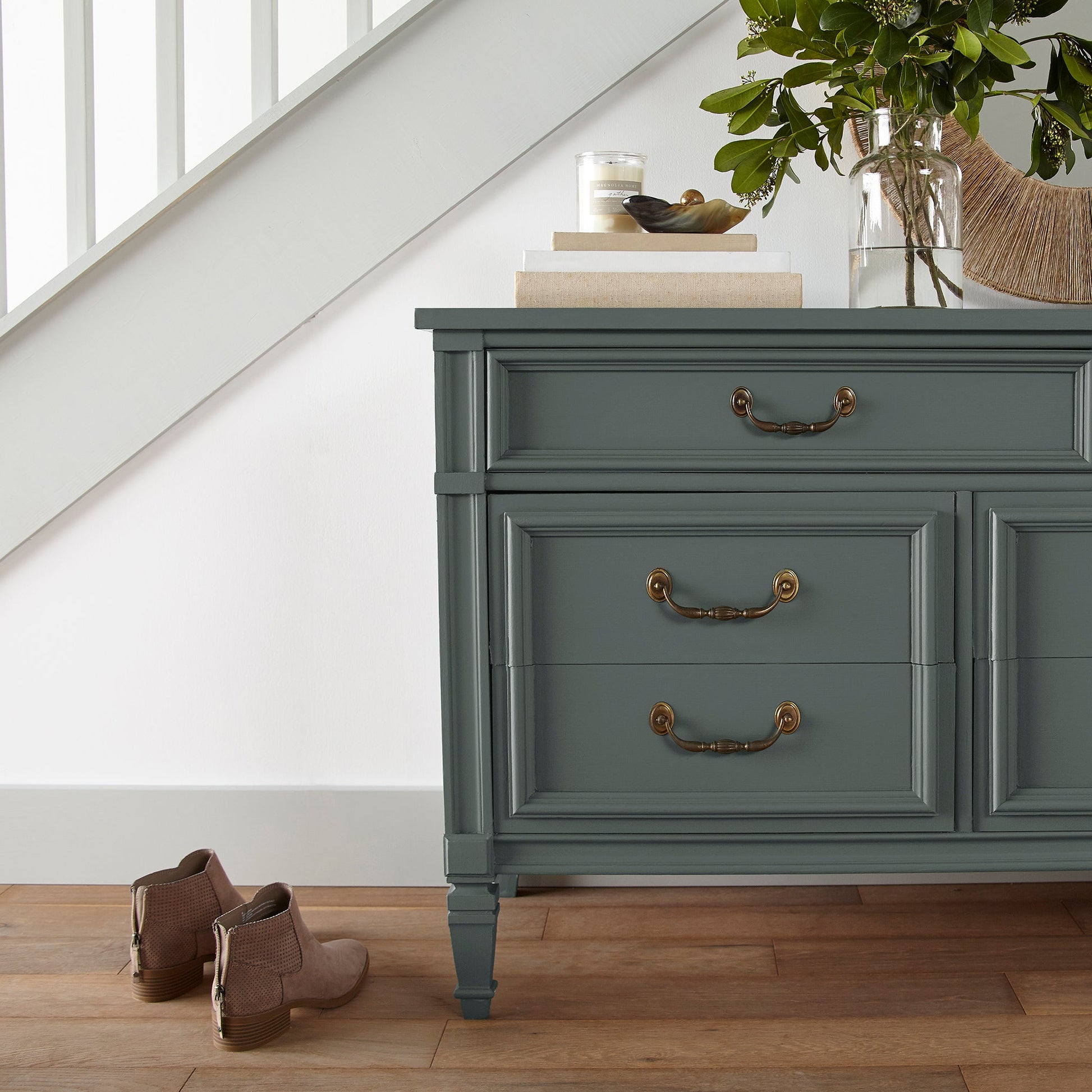 1905 Green - Trim, Door + Cabinetry Paint