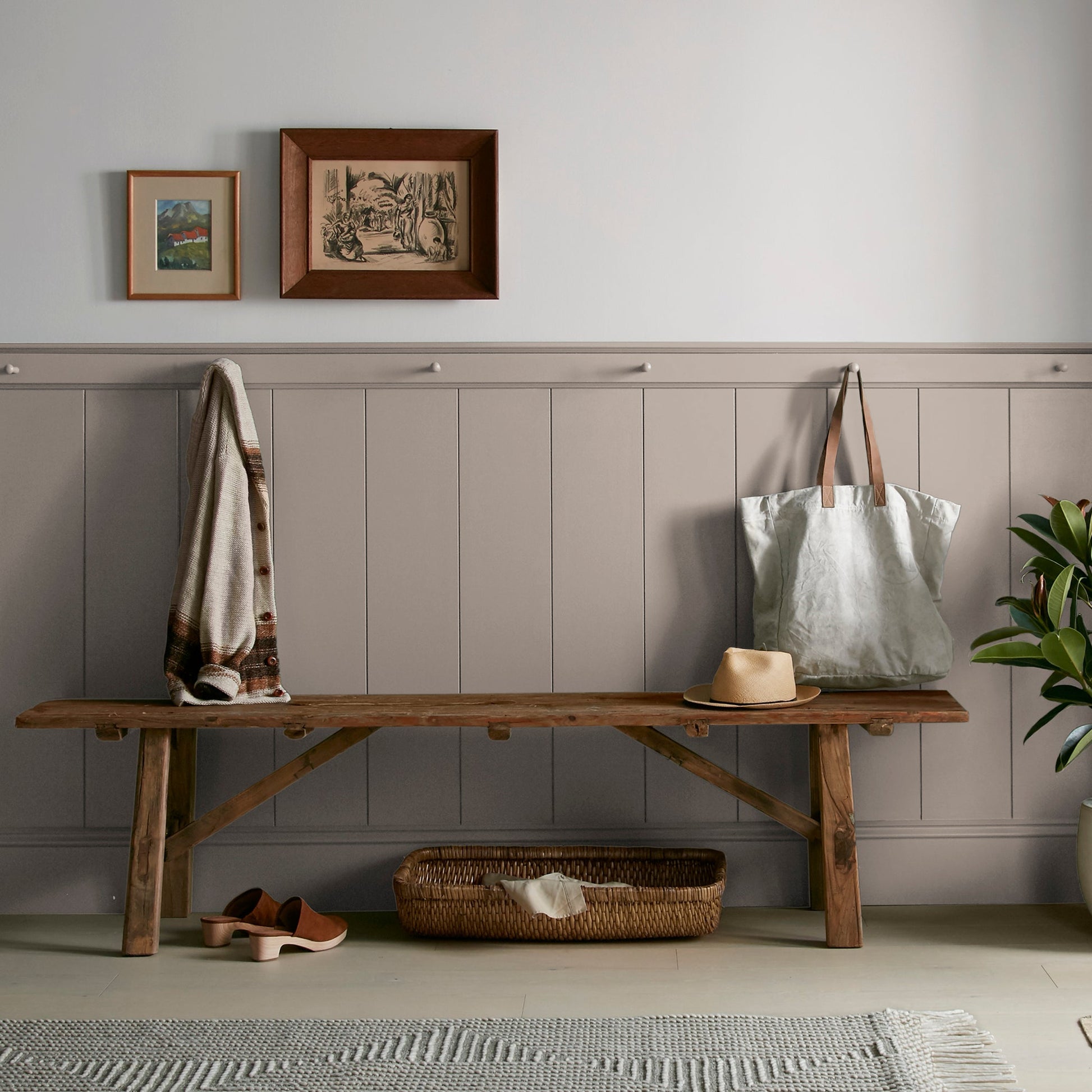 Antiquing  -  Classic Interior Paint