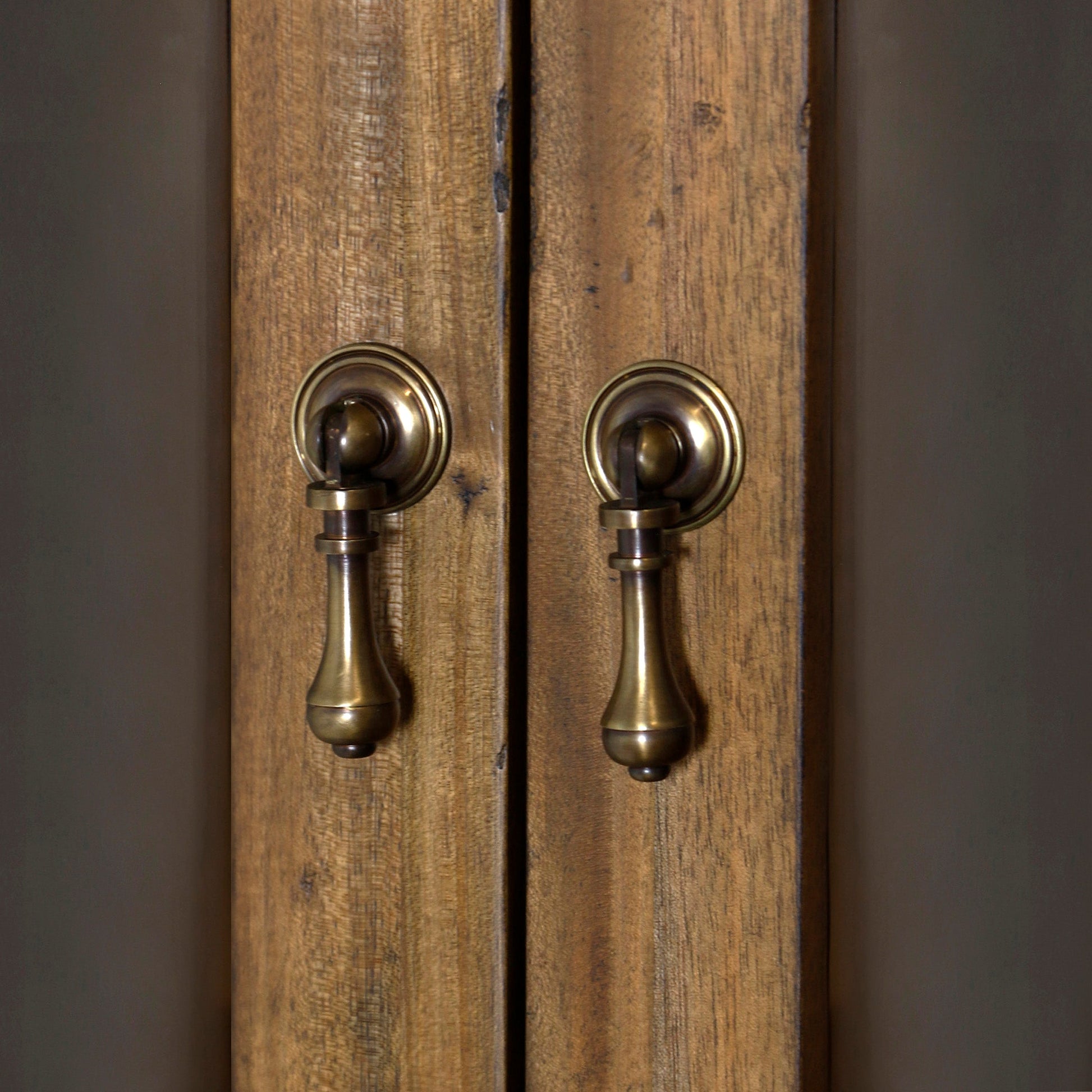 Annette Turned Leg Cabinet