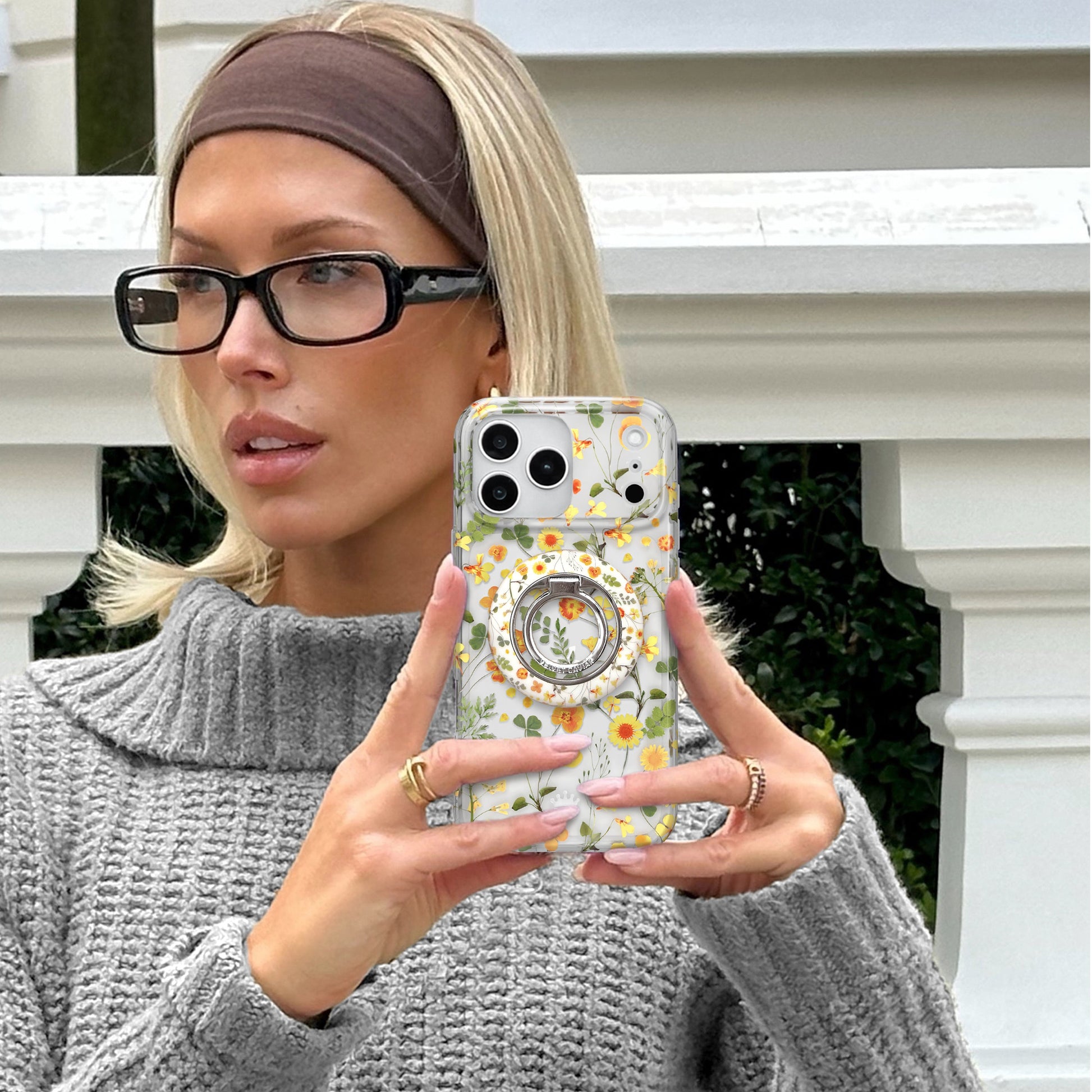 Whimsical Floral MagSafe Grip Ring