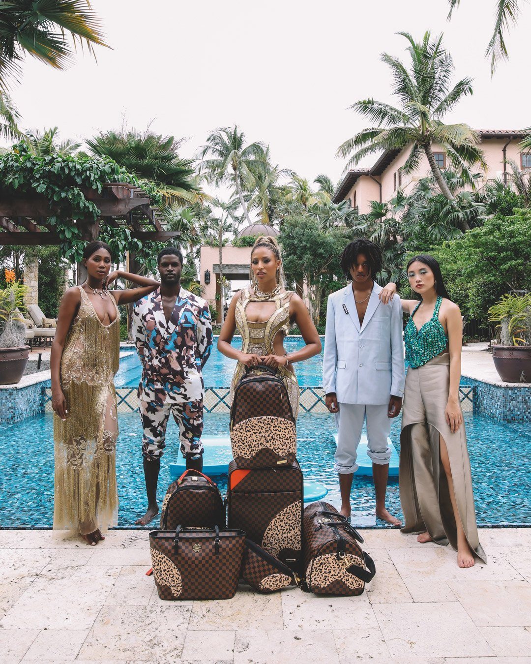 A.i.3 THE LEGACY TOTE