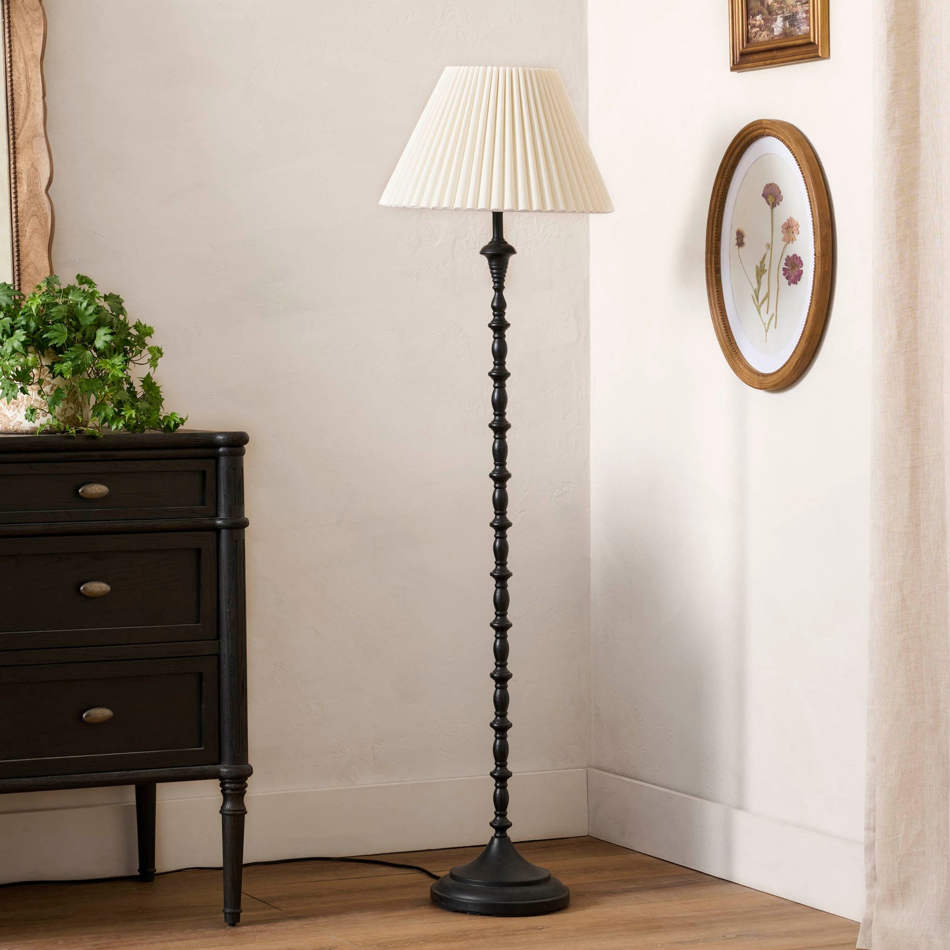 Abra Floor Lamp