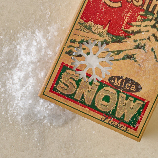 Vintage-Inspired Boxed Snow