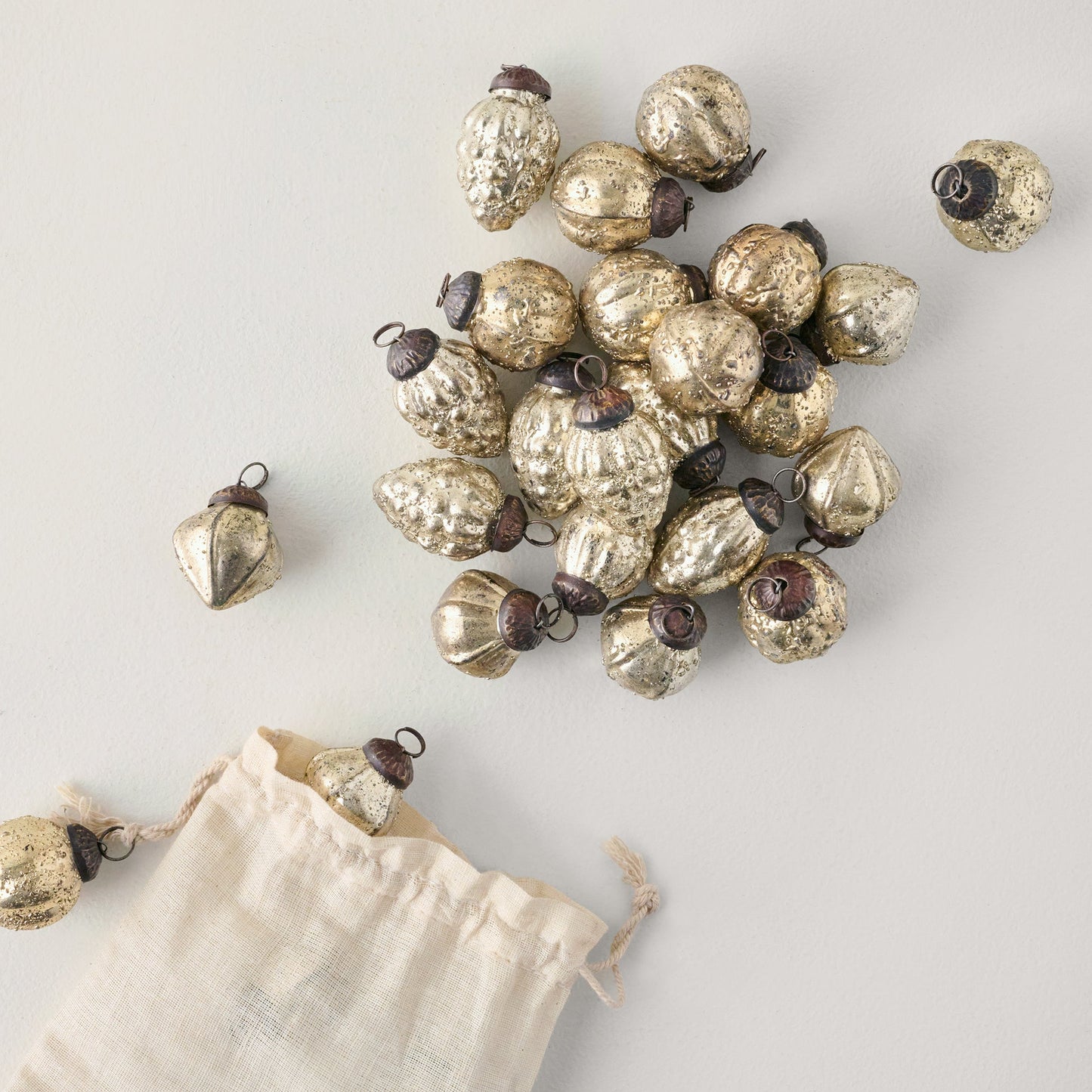 Antique Inspired Ornament Bowl Filler