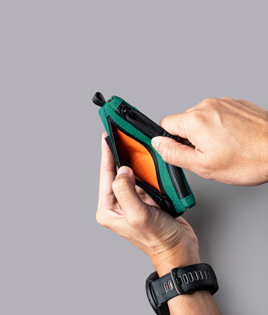 Zip Pouch Pro Hook & Loop - Vivid