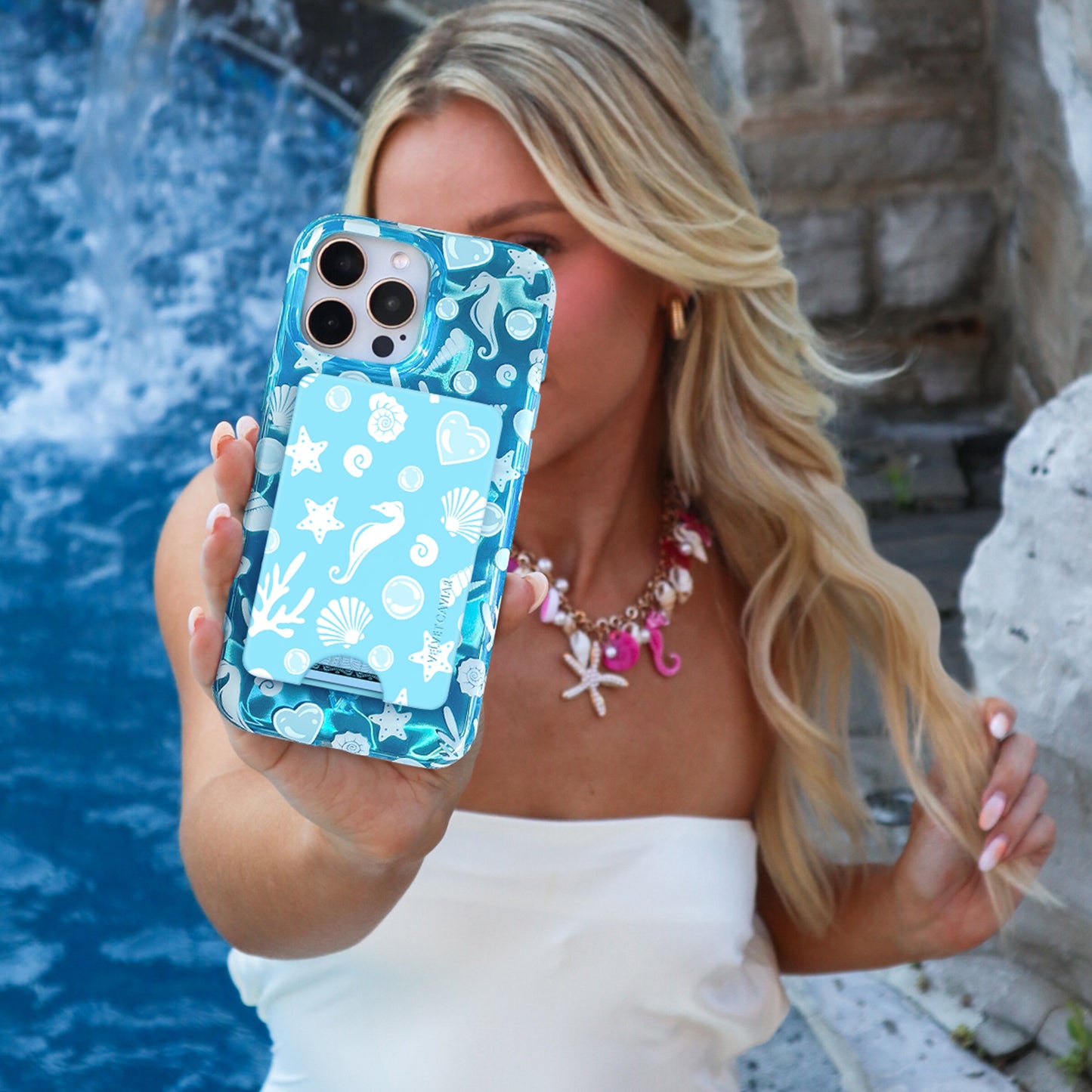 Aquamarine Holo MagSafe Wallet