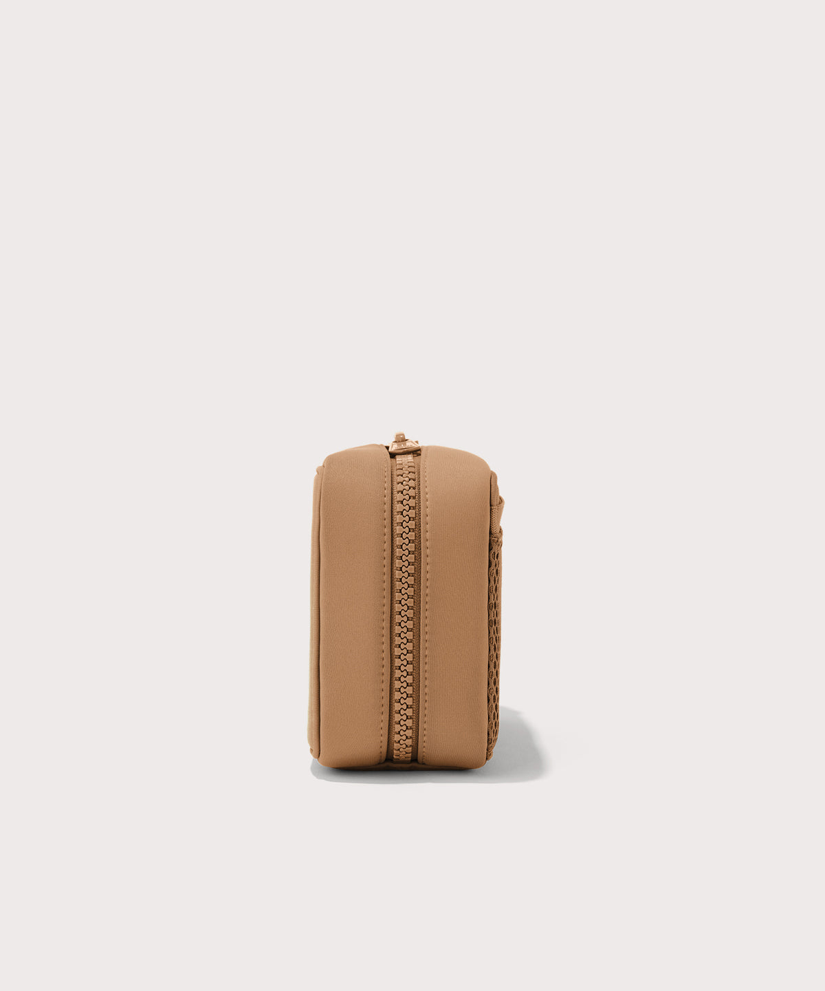 Arlo Tech Organizer in Camel, Large