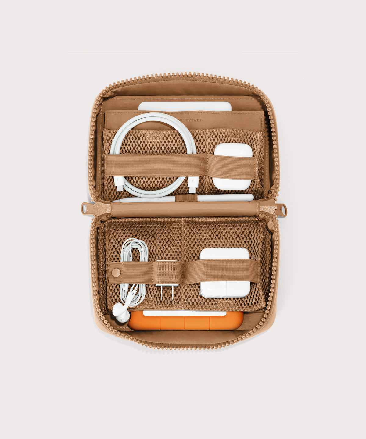 Arlo Tech Organizer in Camel, Large