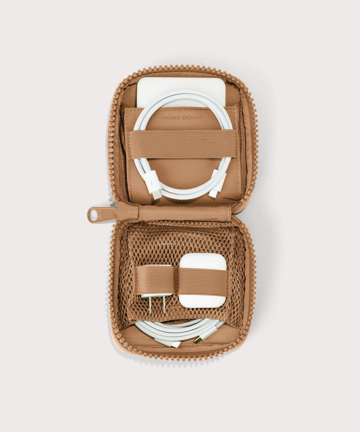 Arlo Tech Organizer in Camel, Small