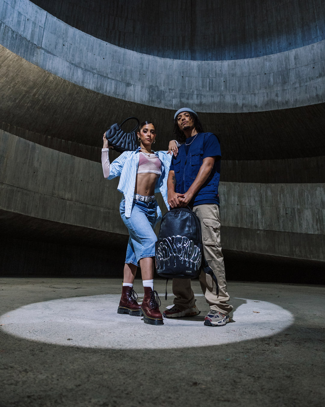 BUBBLE BUBBLE SHARK HANDBAG