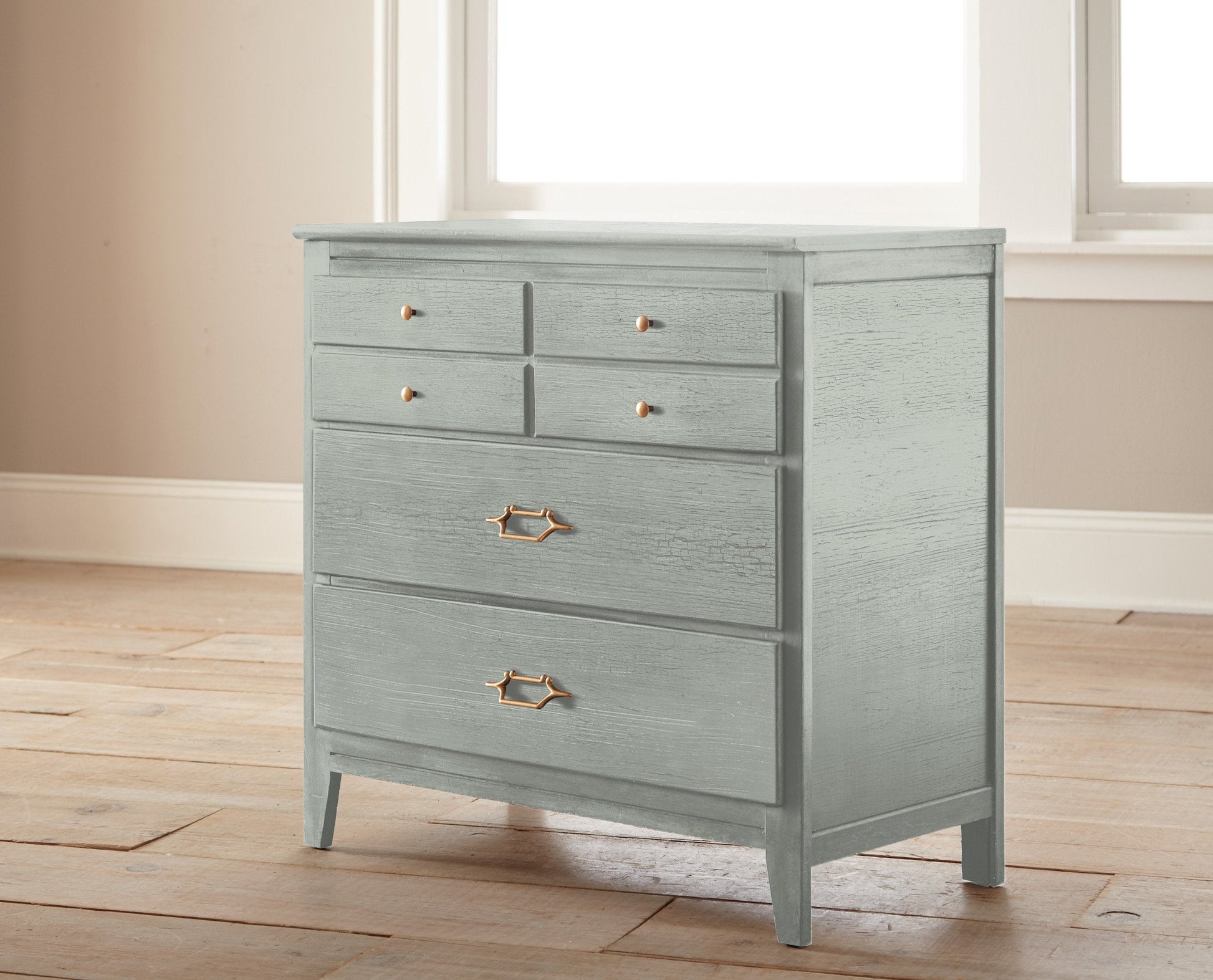 Americana Egg - Chalk Style Paint